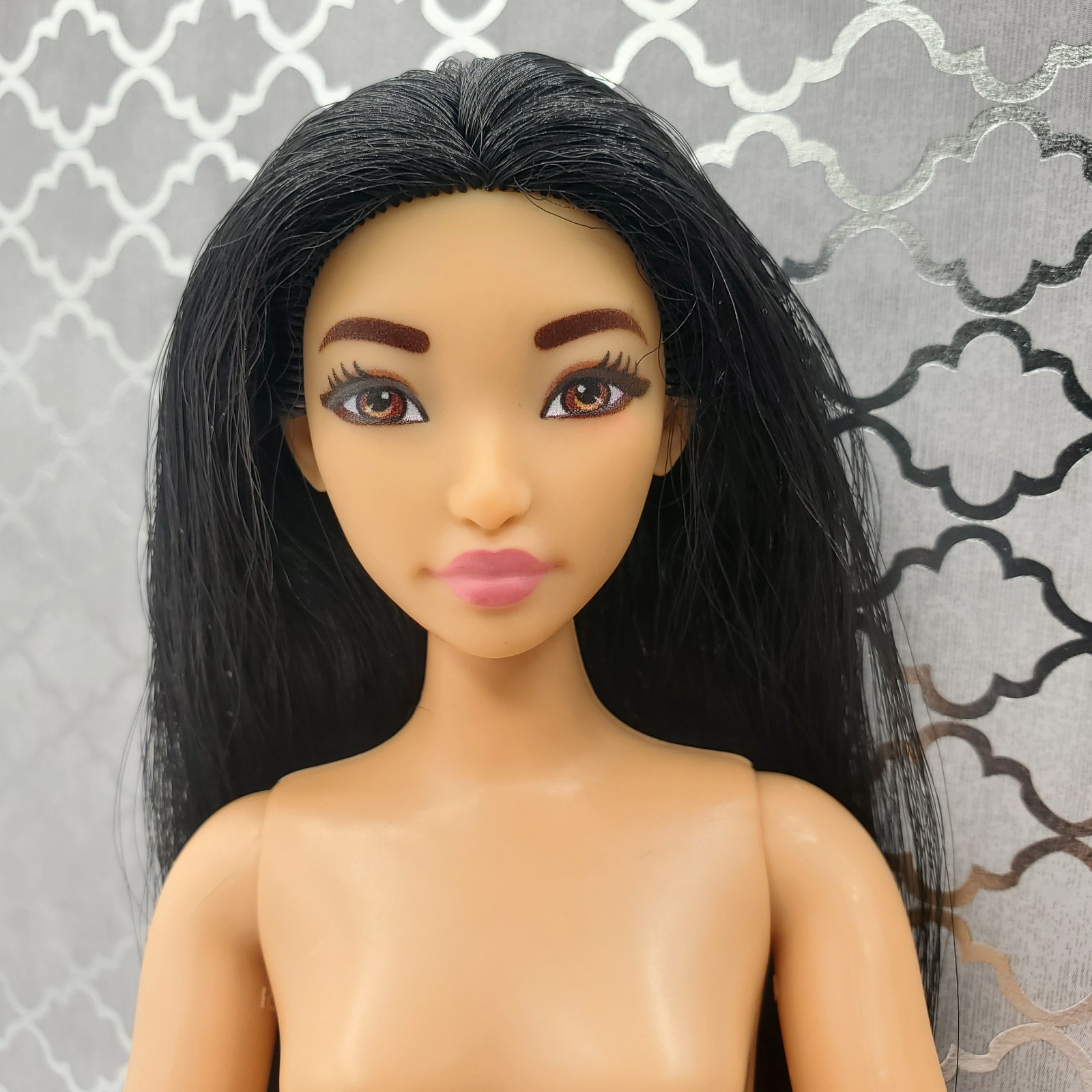 2019 Mattel Over The Moon Goddess Chang’e Doll Hybrid. Curvy/Articulated
