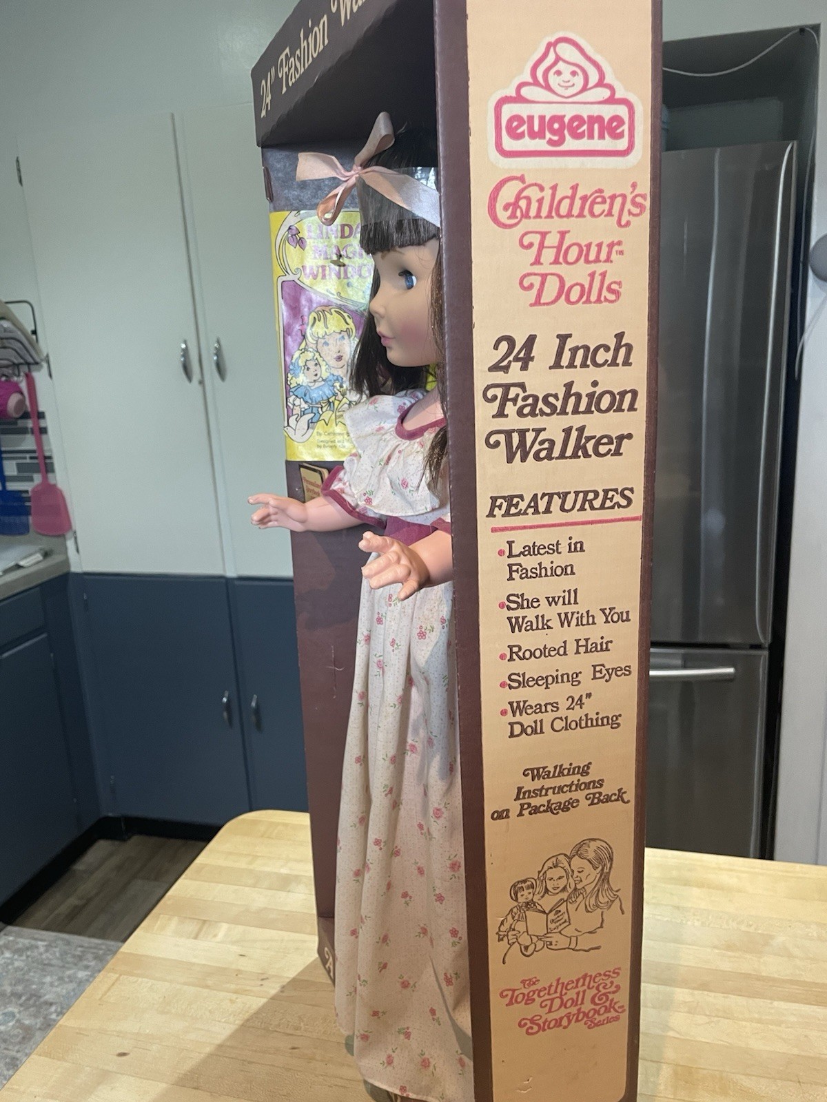 Vtg 1982 Eugene Brunette Walker Sleepy Eyes 24” Doll In Box The Children’s Hour