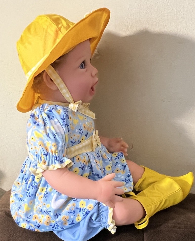 Ashton-Drake So Truly Real Interactive Baby Doll “Singing in The Rain” By Murray