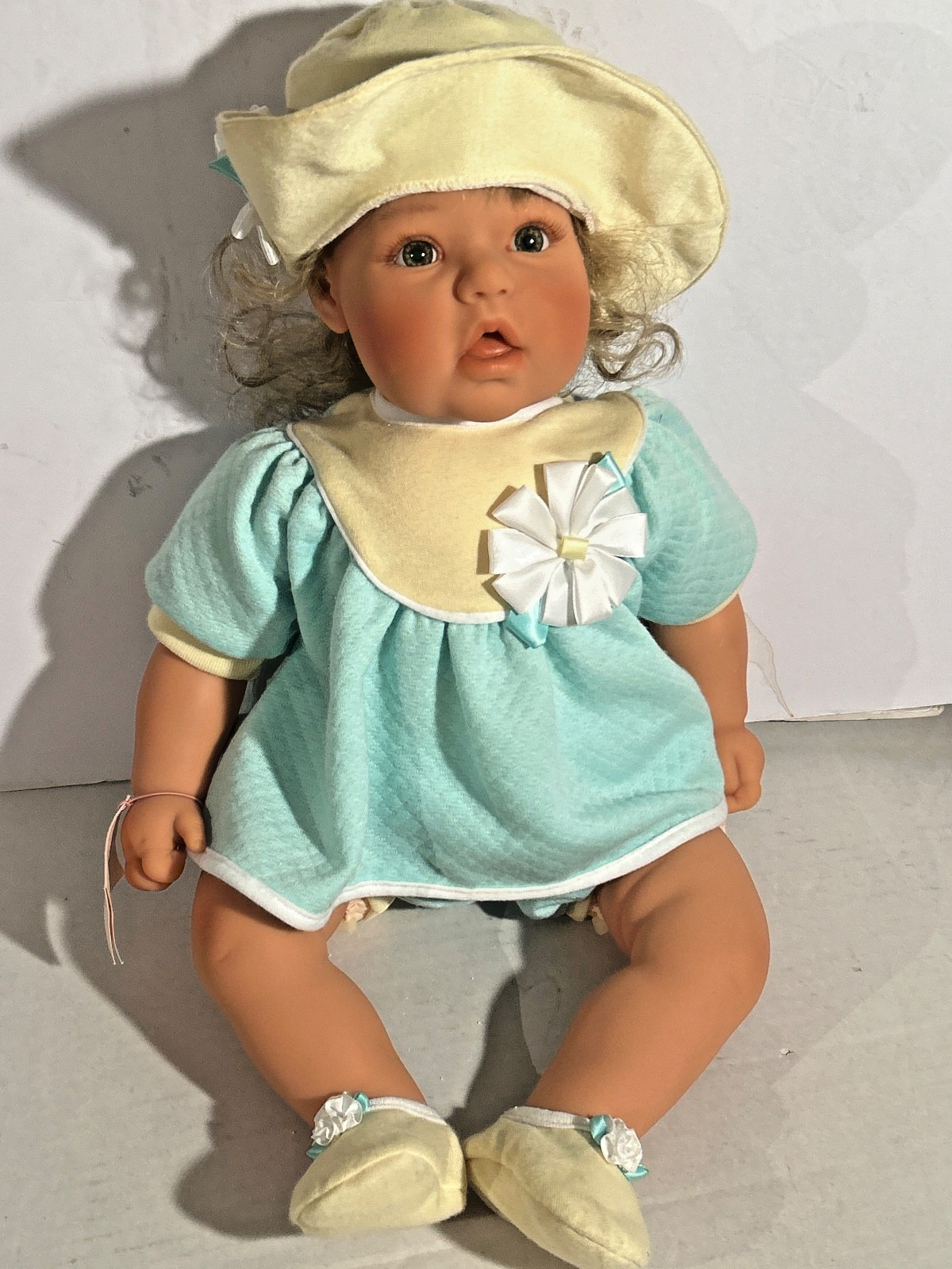 Reva Schick Doll by Joe Middleton vintage 1997 signed 980/2000 vinyl 22 inch