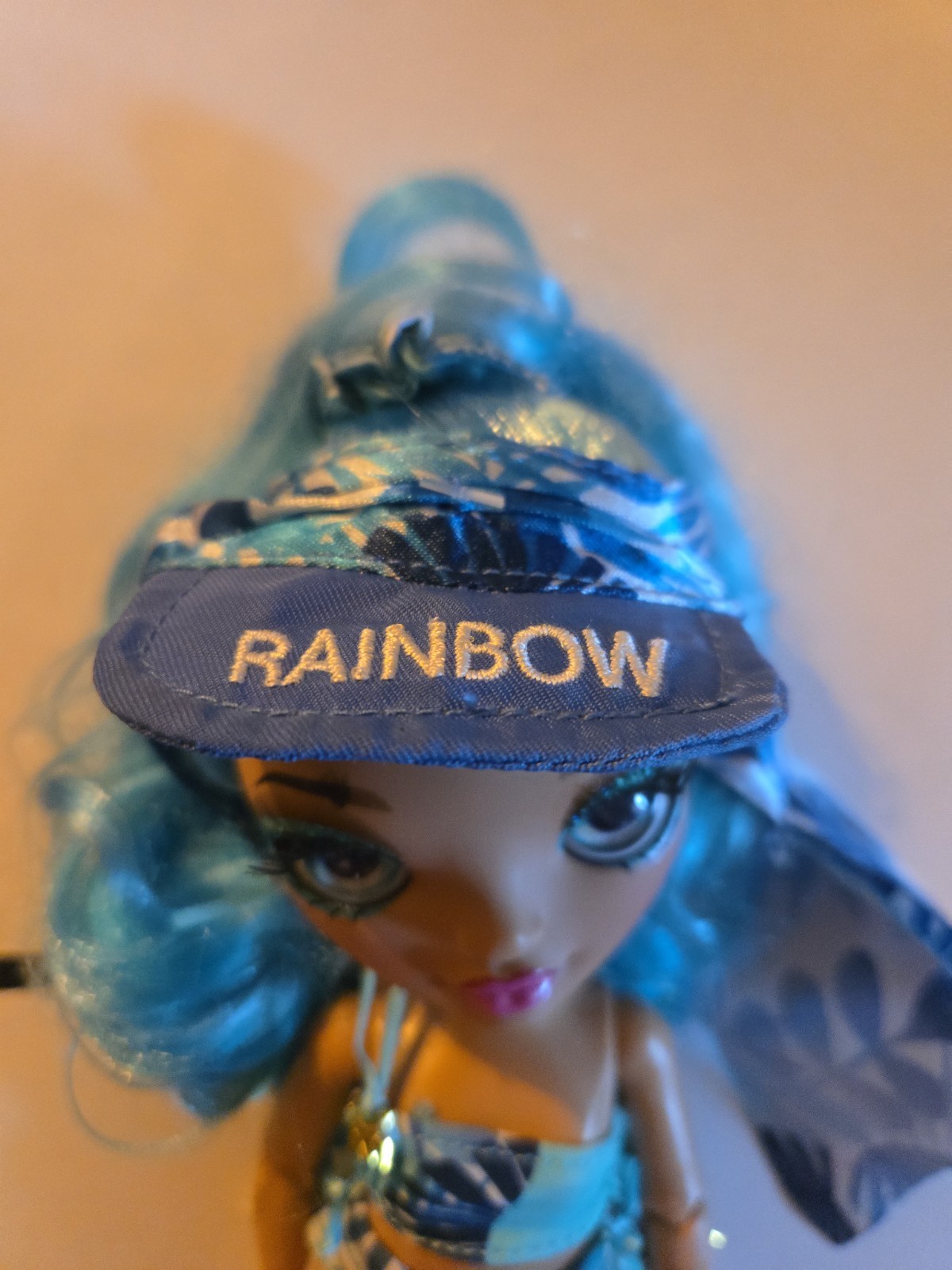 Rainbow High Pacific Coast Hali Capri Fashion Doll MGA