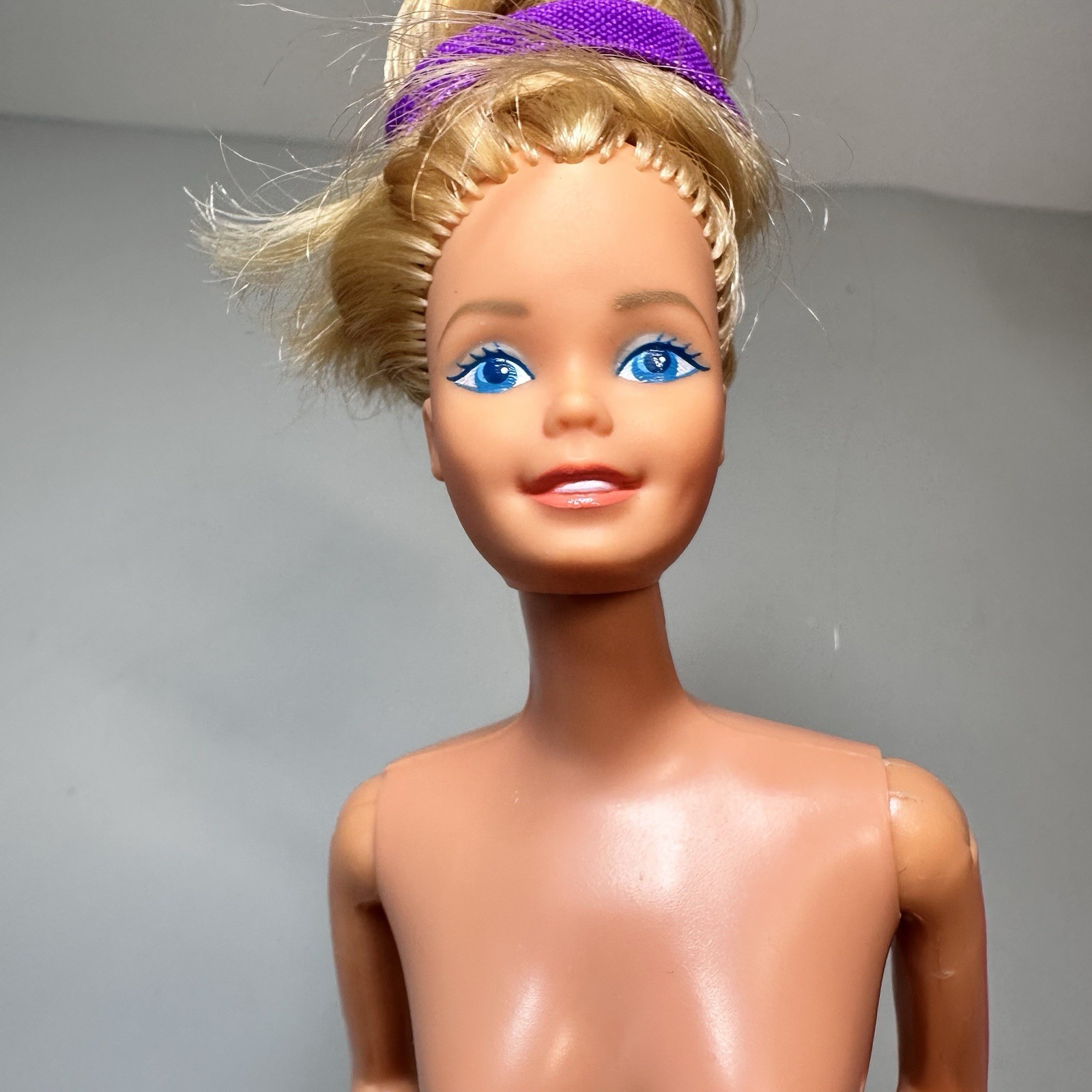 1982 Twirly Curls Barbie Doll #5579 Orig. Outfit & Some Accessories Long Hair