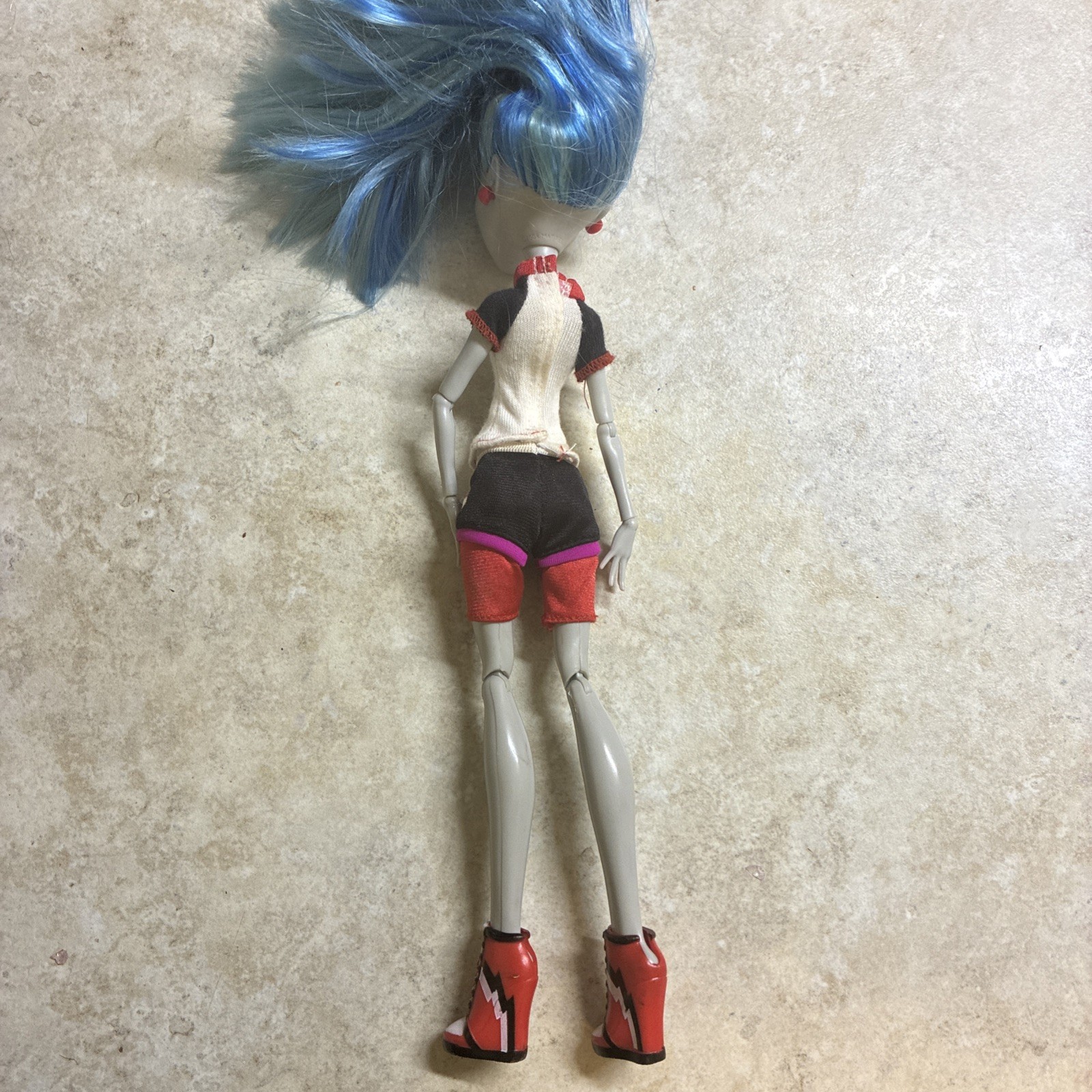 2008 Monster High Classroom Physical Deaducation Ghoulia