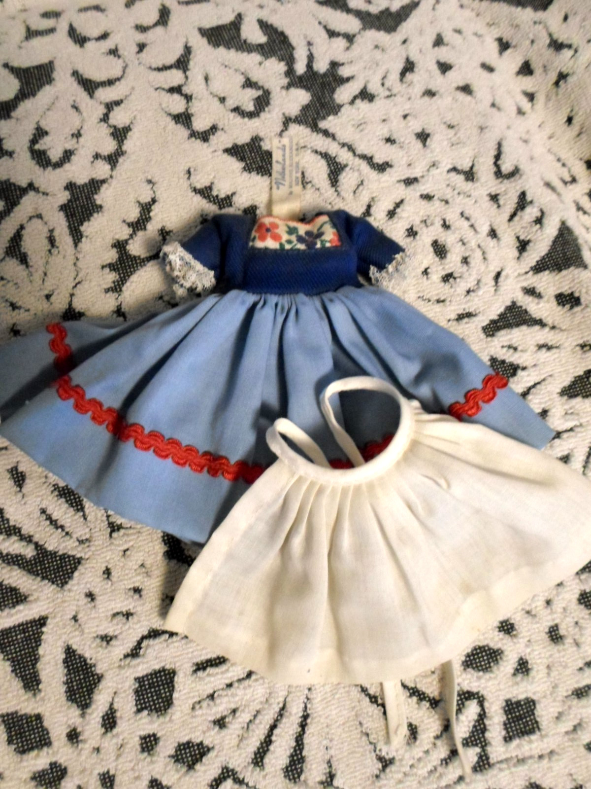Vintage Madame Alexander 8″ Doll Dresses for Finland and Swiss