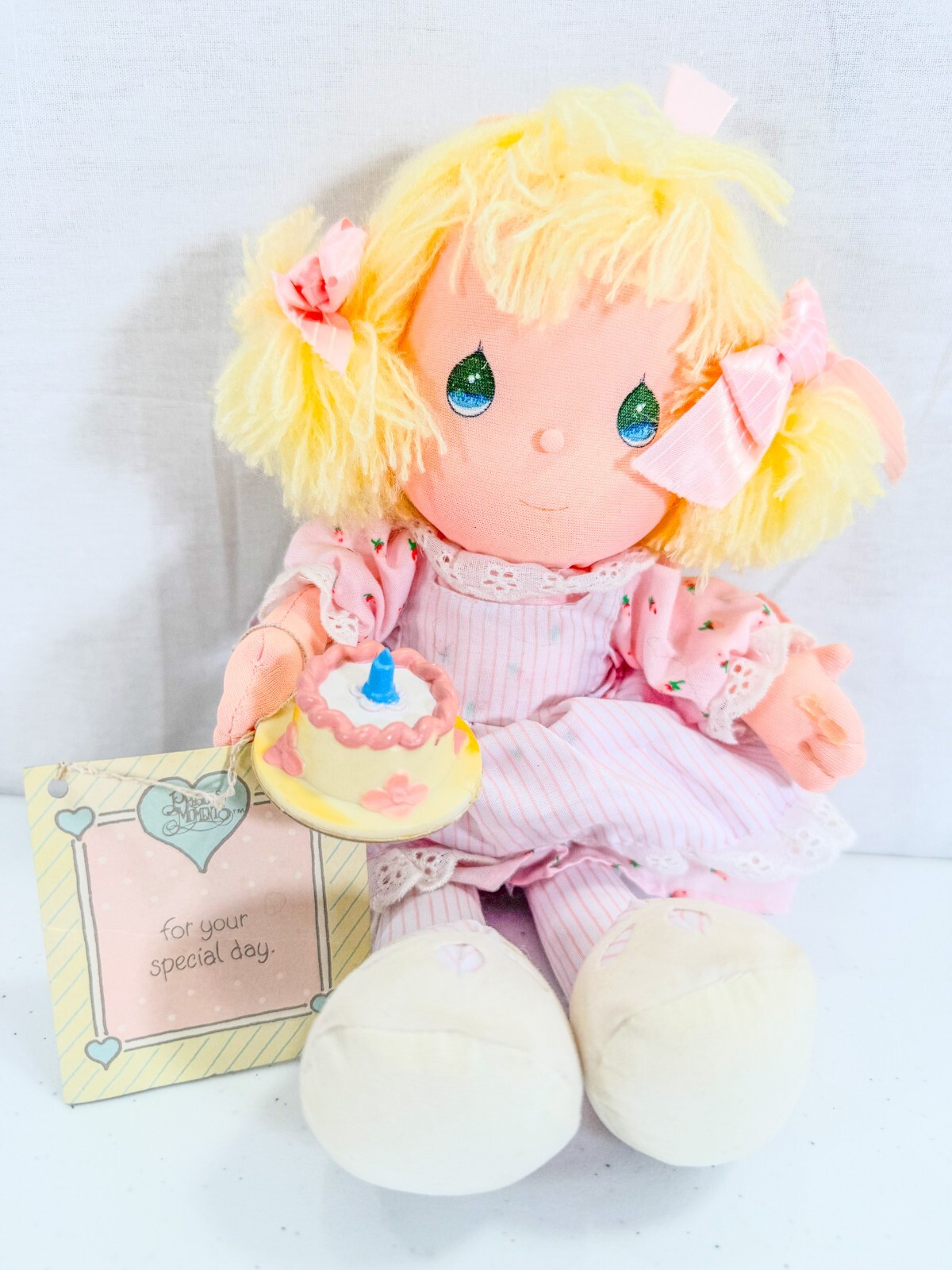 Precious Moments Friendship Line FOR YOUR SPECIAL DAY 1986 Happy Birthday Doll