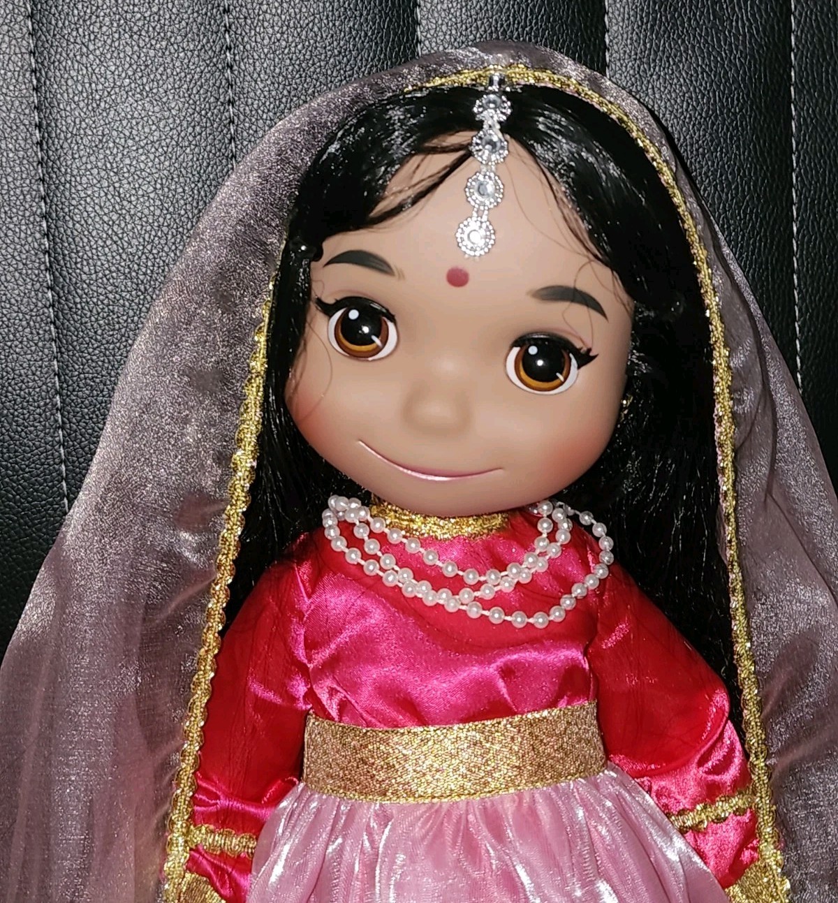 WORKING Disney Animators It’s A Small World INDIA 16″ Singing Doll ADULT OWNED