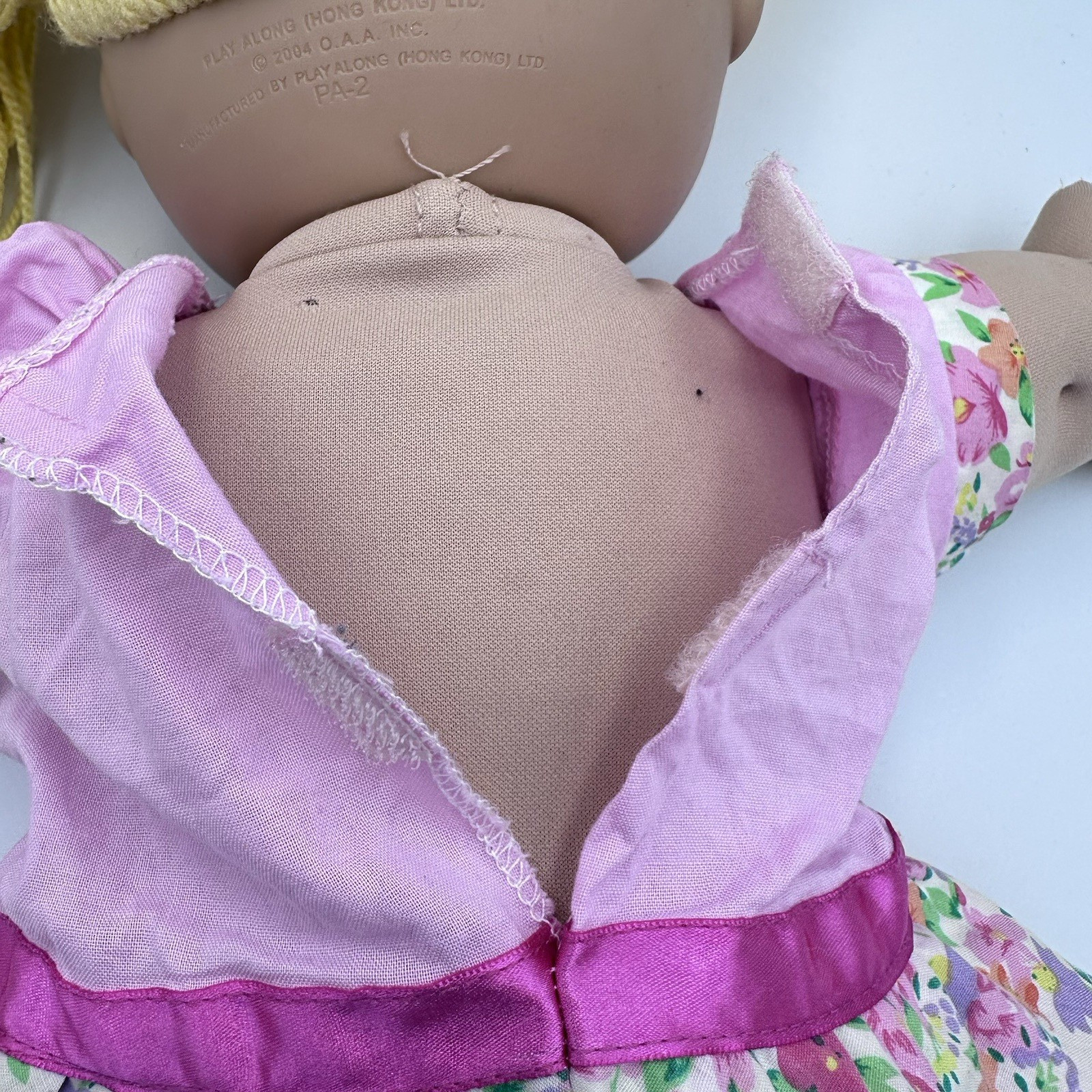 2004 Cabbage Patch Kids Doll Xavier Roberts Blonde Yarn Hair Butterflies