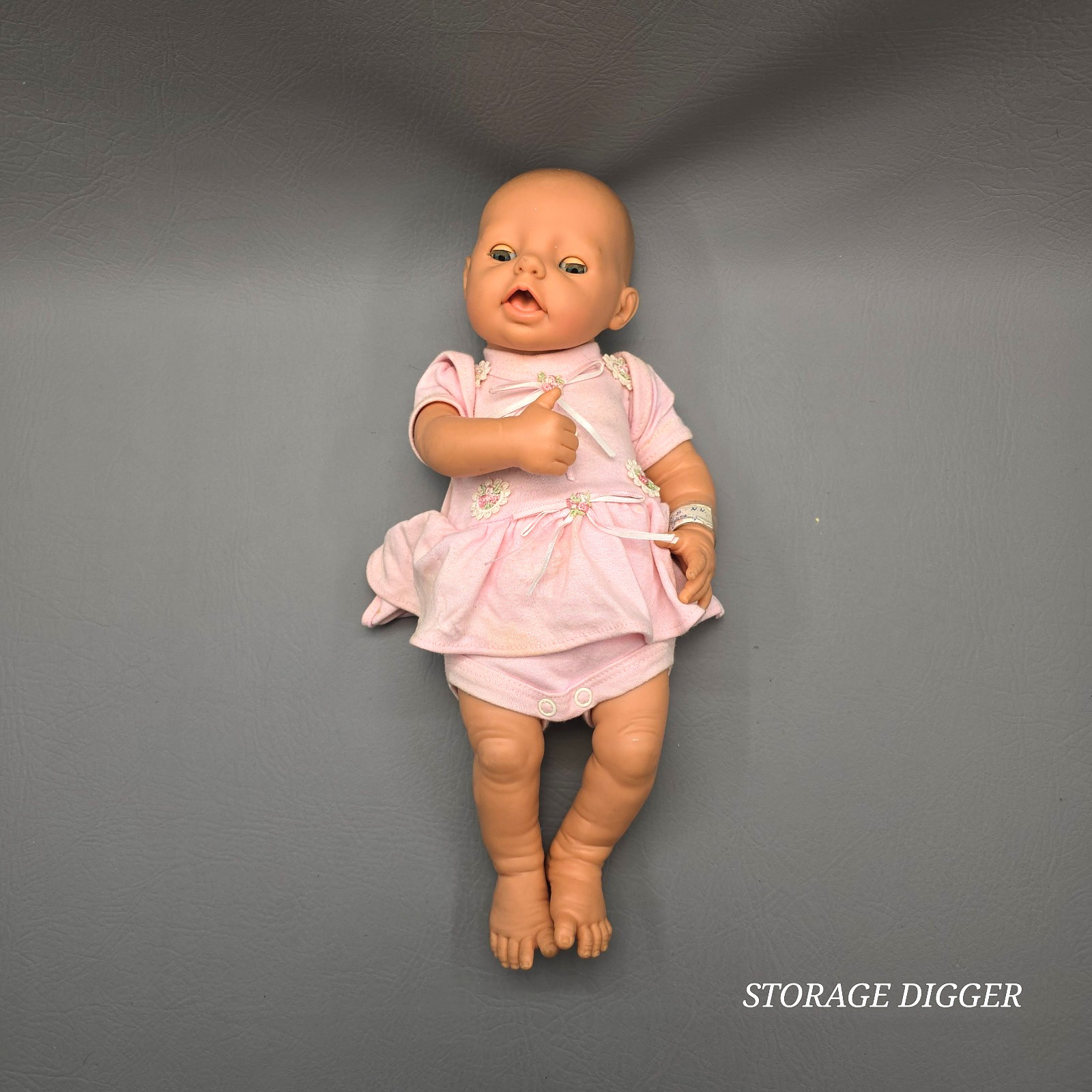 Vintage 1995 Newborn Baby Doll Diana Open Mouth Blue Eyes Pink Sleeveless Outfit