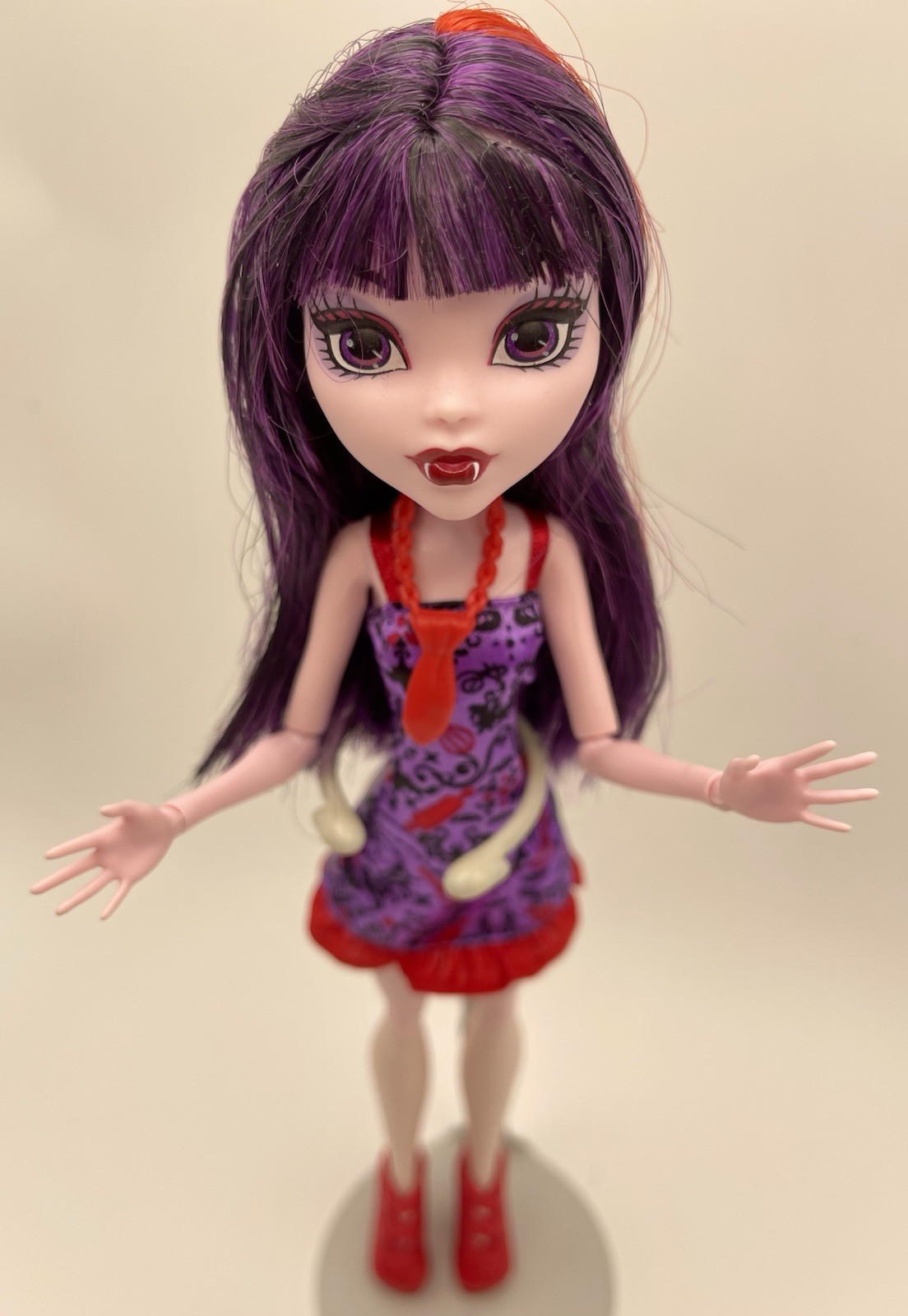 Monster High Ghoul Fair Elissabat Doll W/ Rare Necklace
