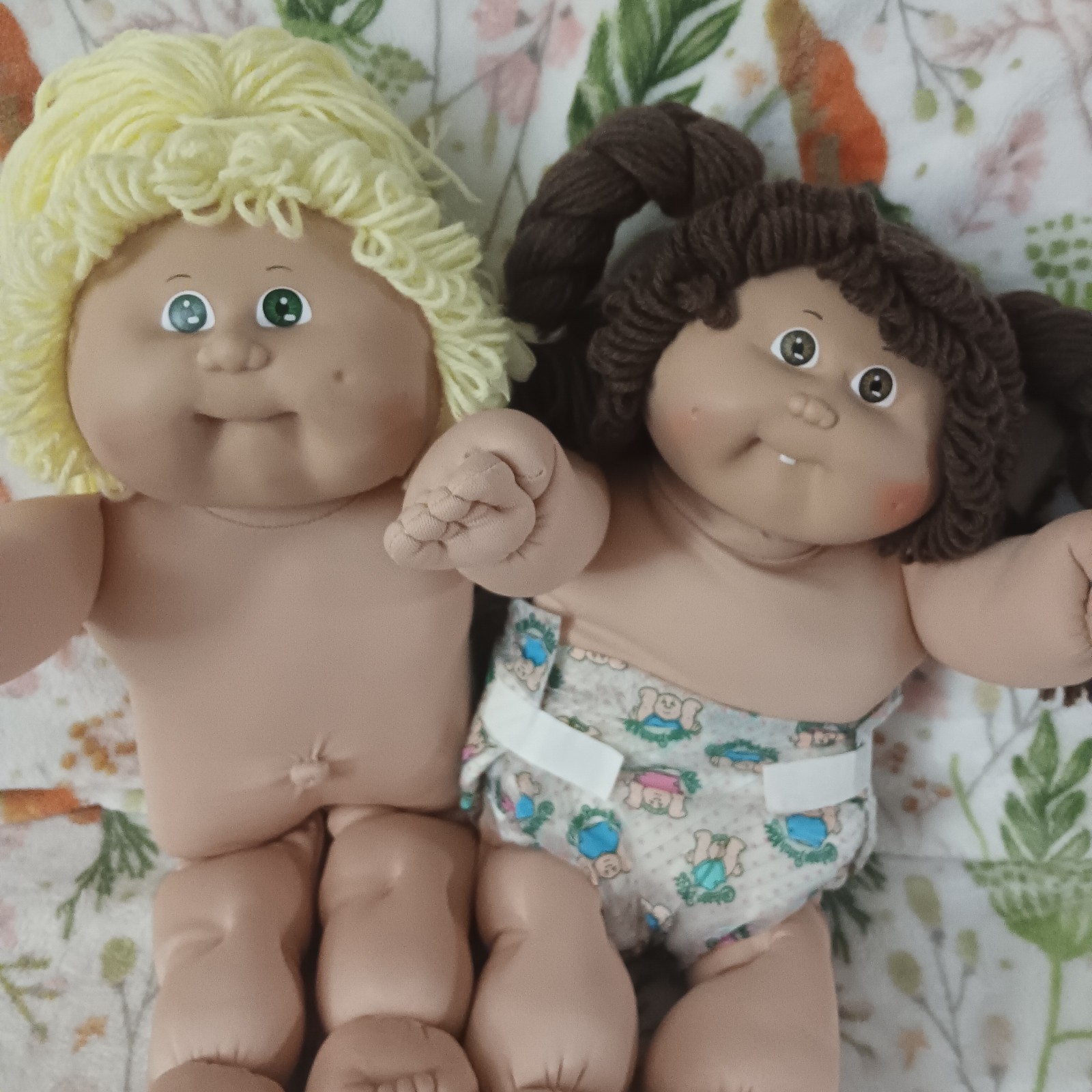 1985 Cabbage Patch Doll Lot Of 2 In Good Condition OK And KT Factory