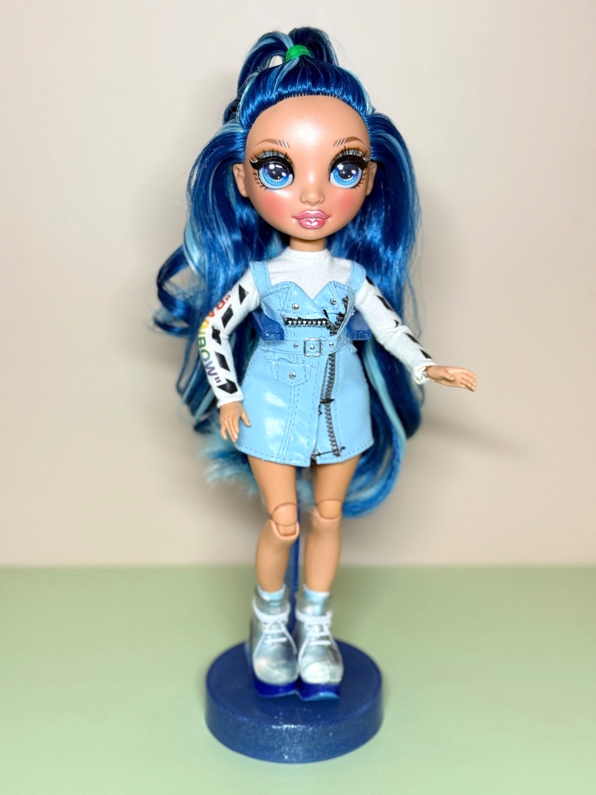 Rainbow High Series 1 Skylar Bradshaw Fashion Doll with Accessories