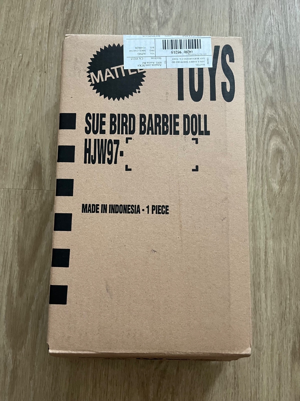 Barbie Signature Sue Bird Doll with No. 10 Uniform Mattel HJW97 Not Mint Read