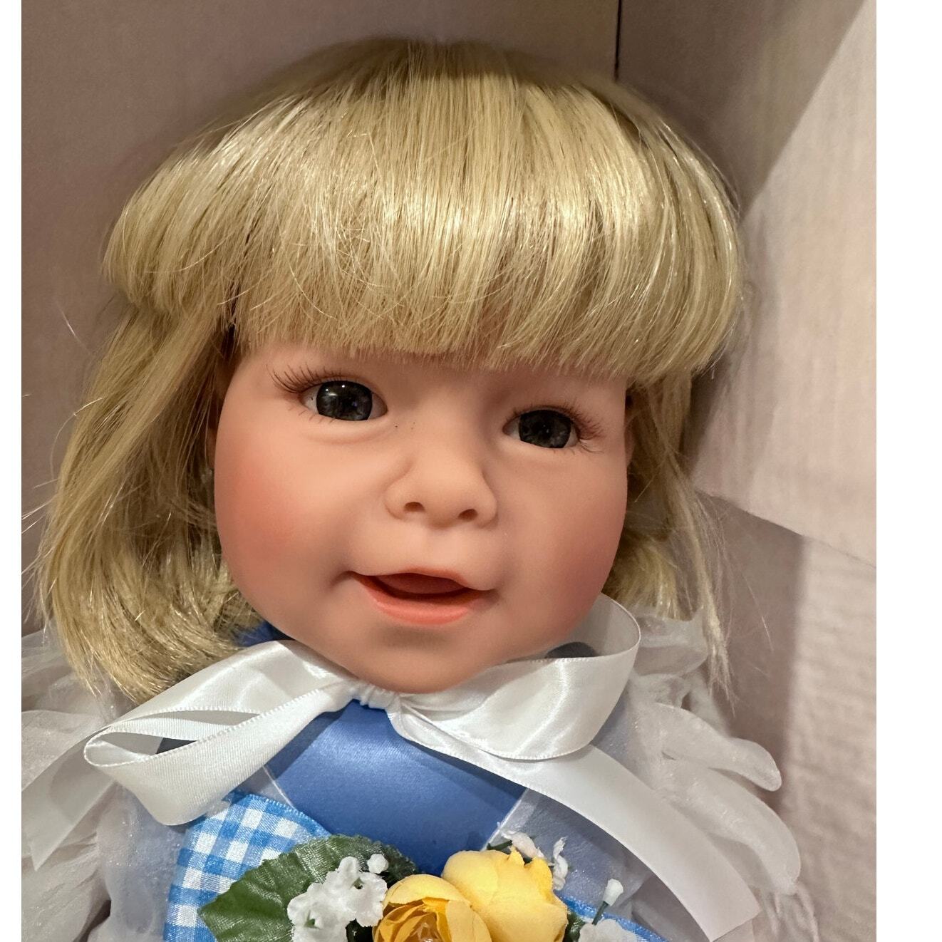 Lee Middleton Original Dolls “Blue Bell” Model 01139-2004-215/350 NEW in Box!