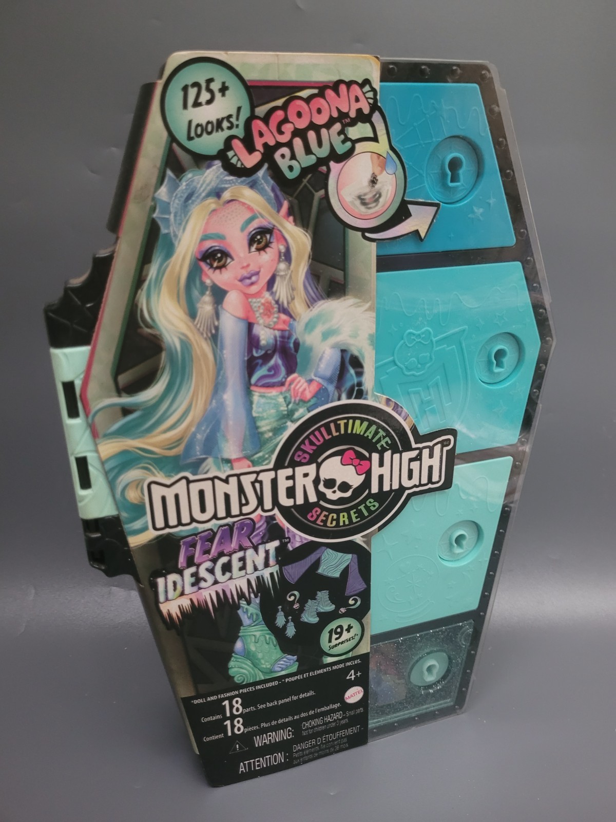 Monster High Doll Skulltimate Secrets Fearidescent LAGOONA BLUE 125 looks
