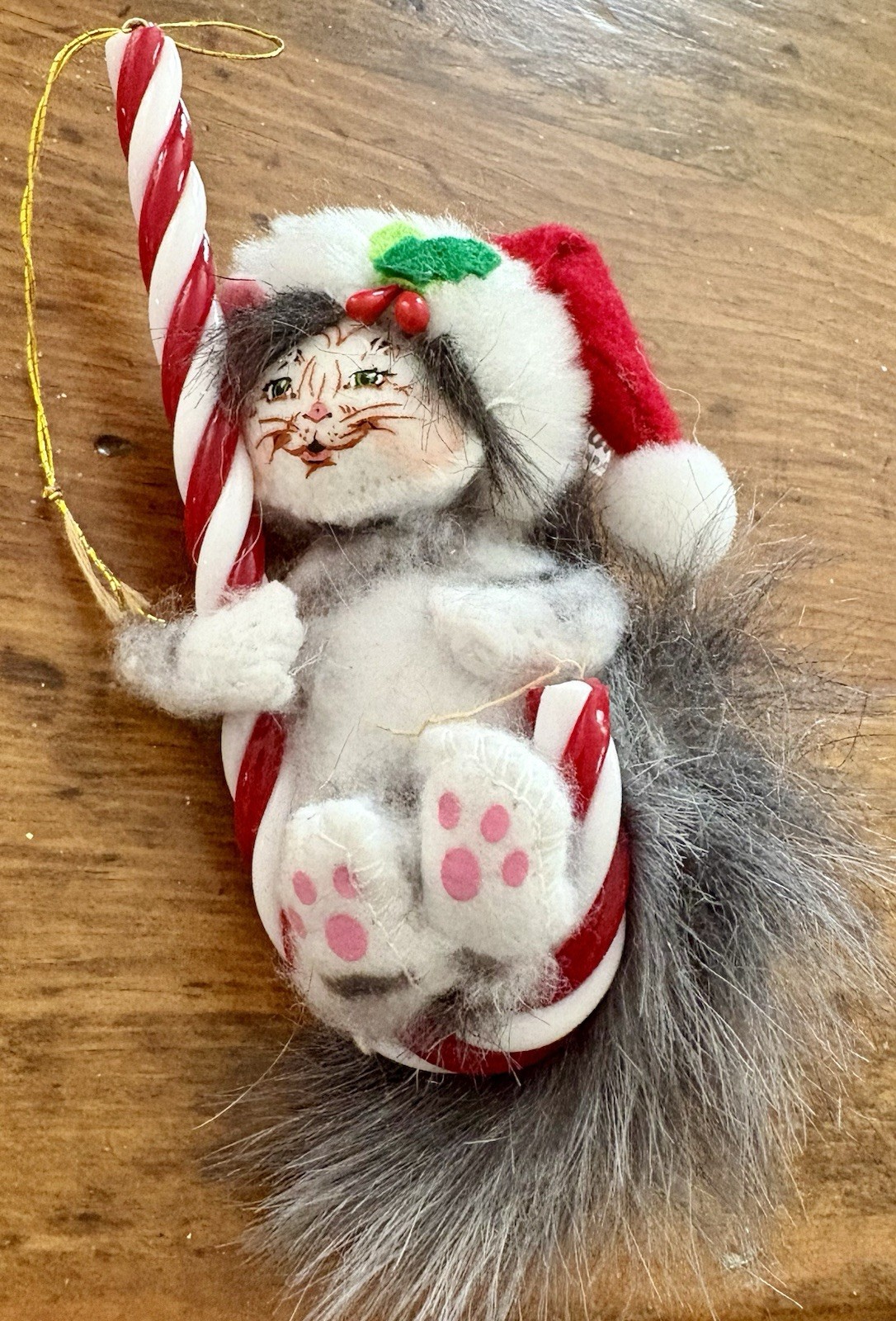 Vintage 2012 Annalee Christmas Ornament – Gray Striped Cat On Candy Cane