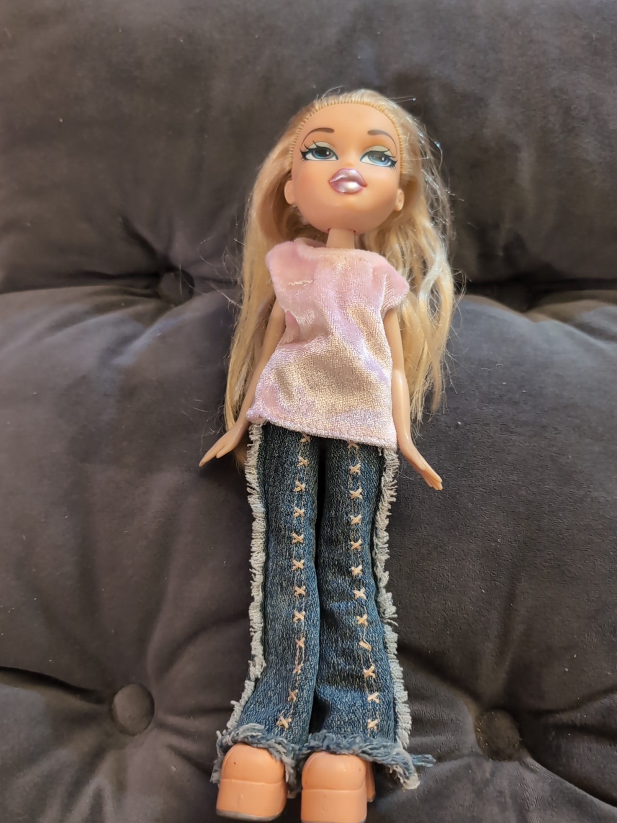 BRATZ Doll Cloe Flaunt It Doll 2002 In Other Outfit MGA.