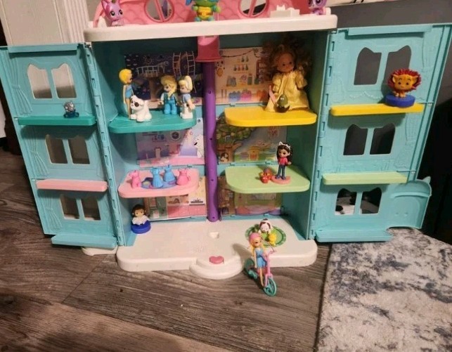 Cat-Themed Doll Playset Plastic Figures Accessories Single Unit 2020-Now
