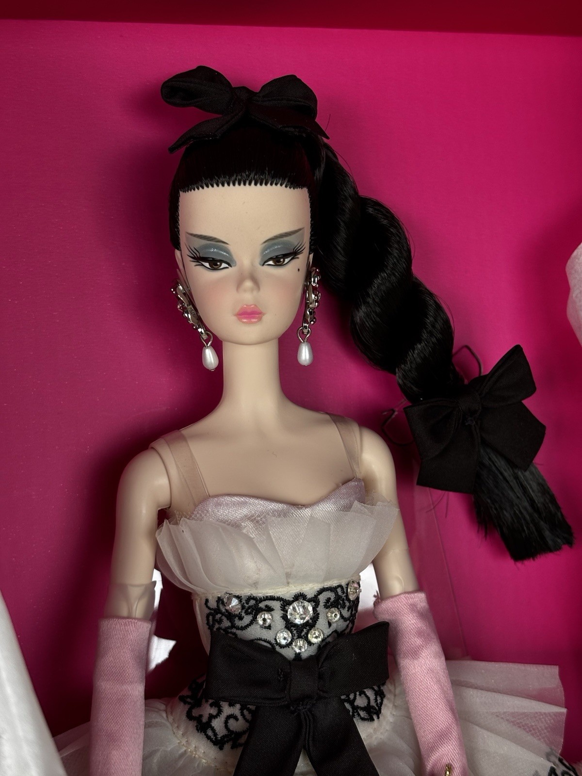 EXACT DOLL! Signature Barbie Fashion Model Collection #4 Doll Gold Label JBH66