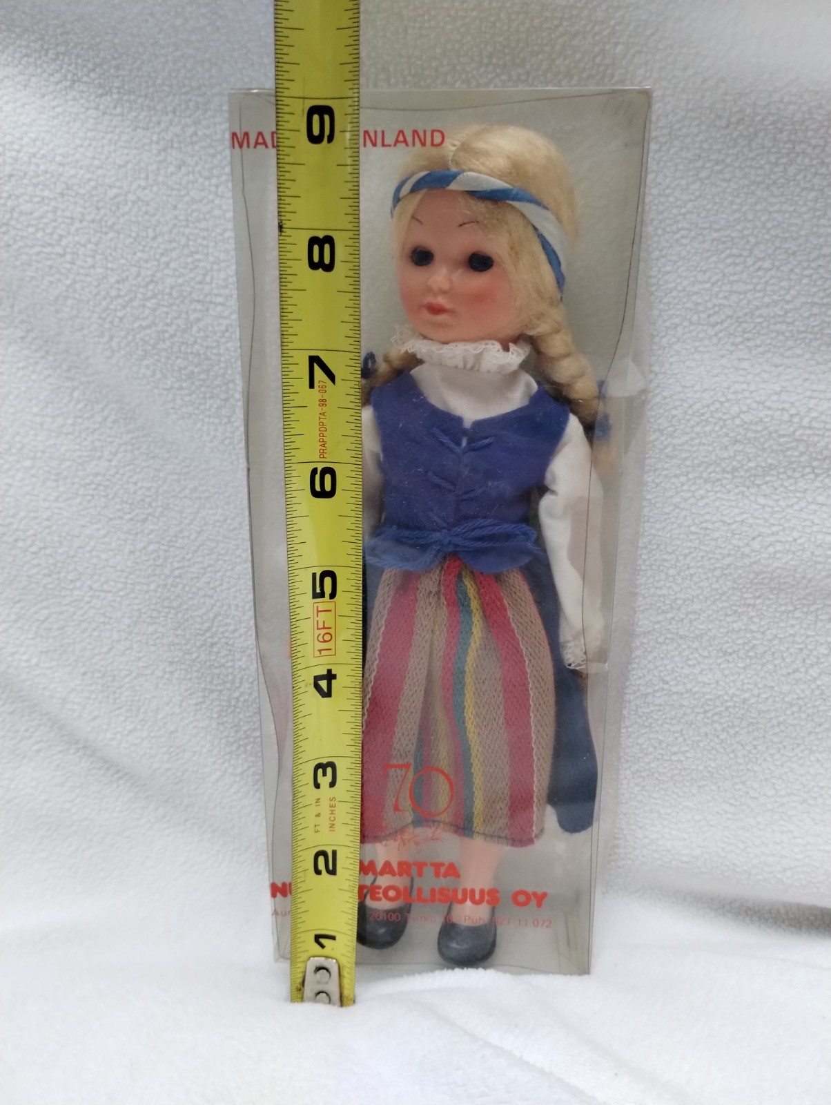 ORIGINAL PACKAGING Doll BEAUTIFUL FINLAND Sleep Eyes BLONDE vintage Culture GIFT