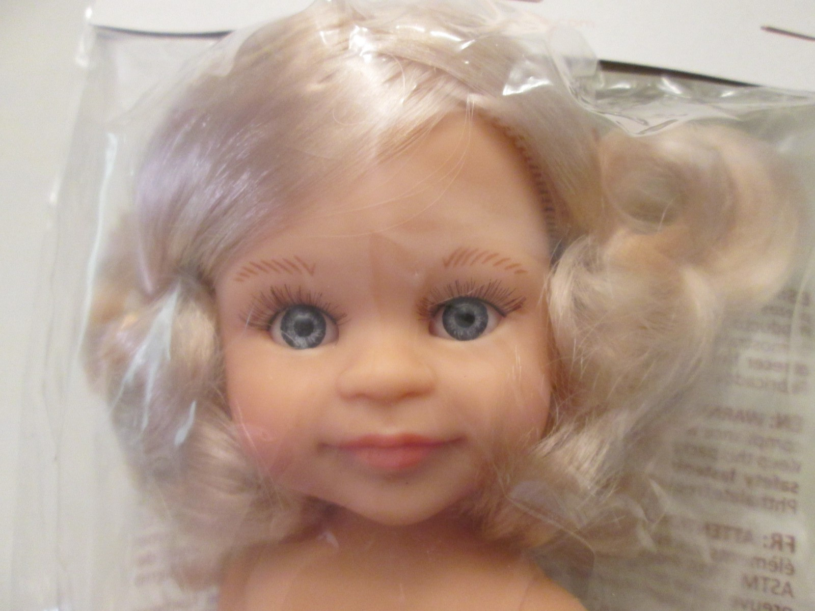 Cleo Blonde Ponytails Paola Reina Las Amigas Fashion Doll 32cm Vinyl NIP 13″