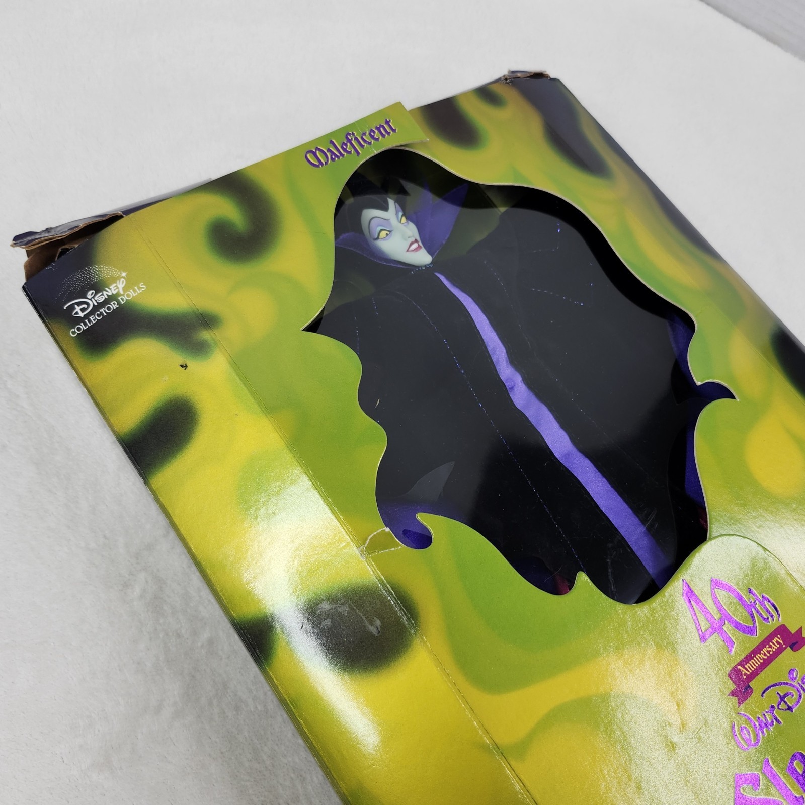 Disney Sleeping Beauty 40th Anniversary Maleficent Villains Collection 20990