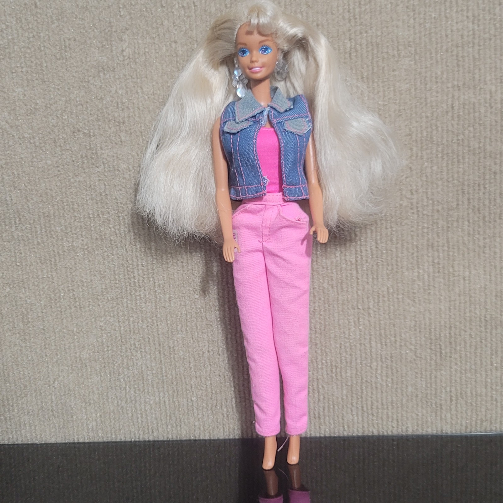 Vtg 1976 Superstar Era Barbie Doll in Bongo Fashion Outfit & Earrings