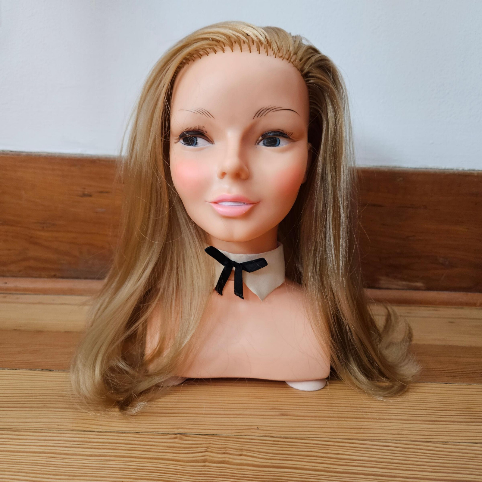 Vtg 1971 Horsman Doll Co Styling Head Mannequin Life Size Eyelashes Makeup Box