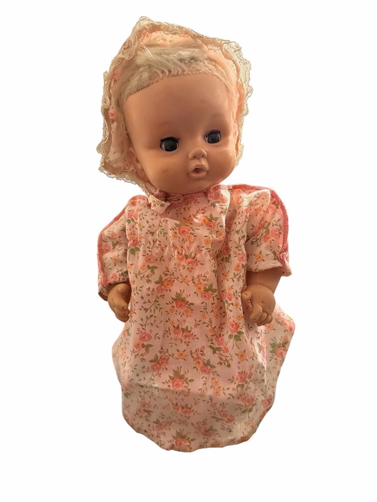Doll Tiny Tears doll, has several features: around 1950