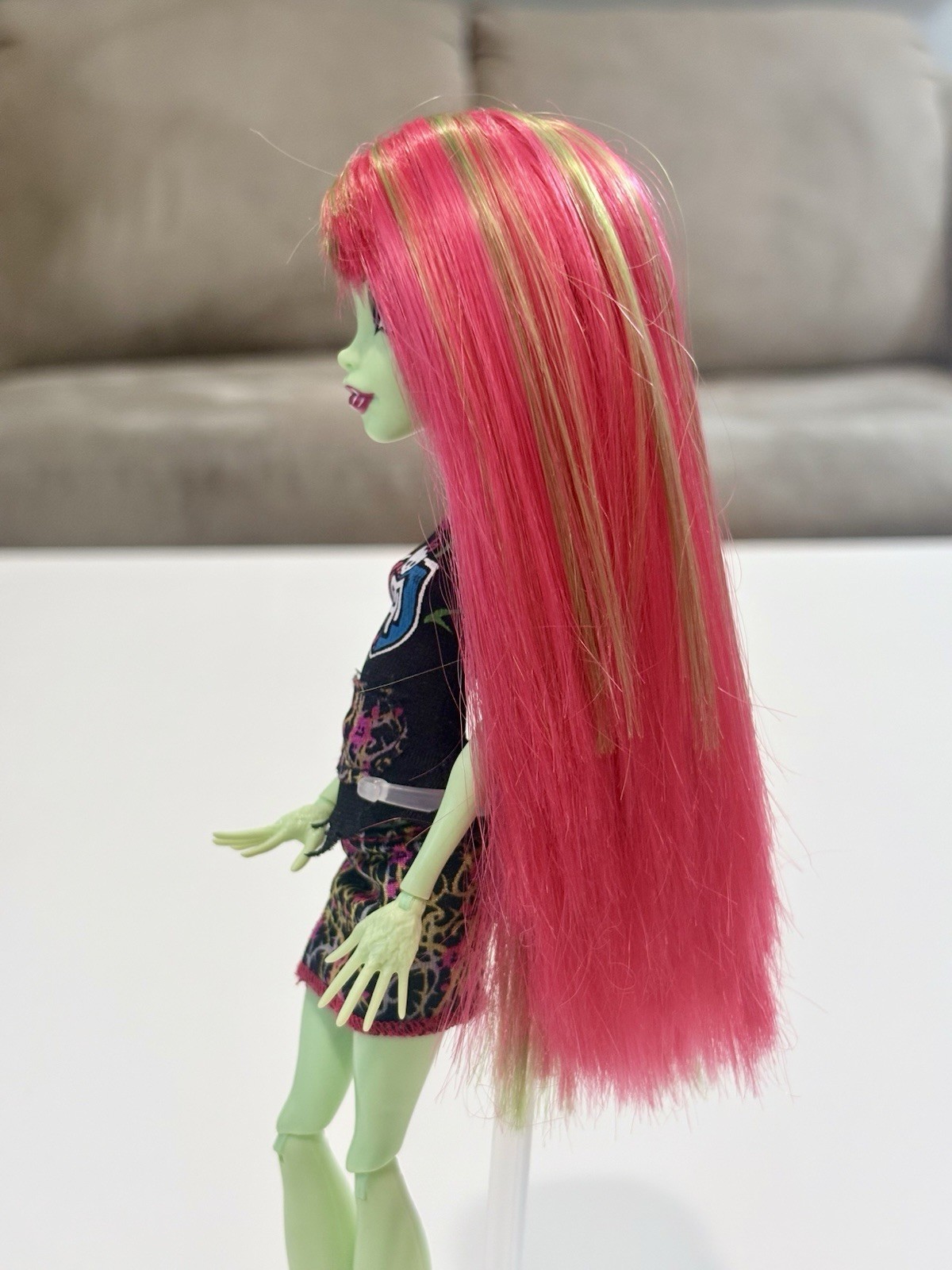 Monster High Venus McFlytrap Doll Ghoul Spirit G1