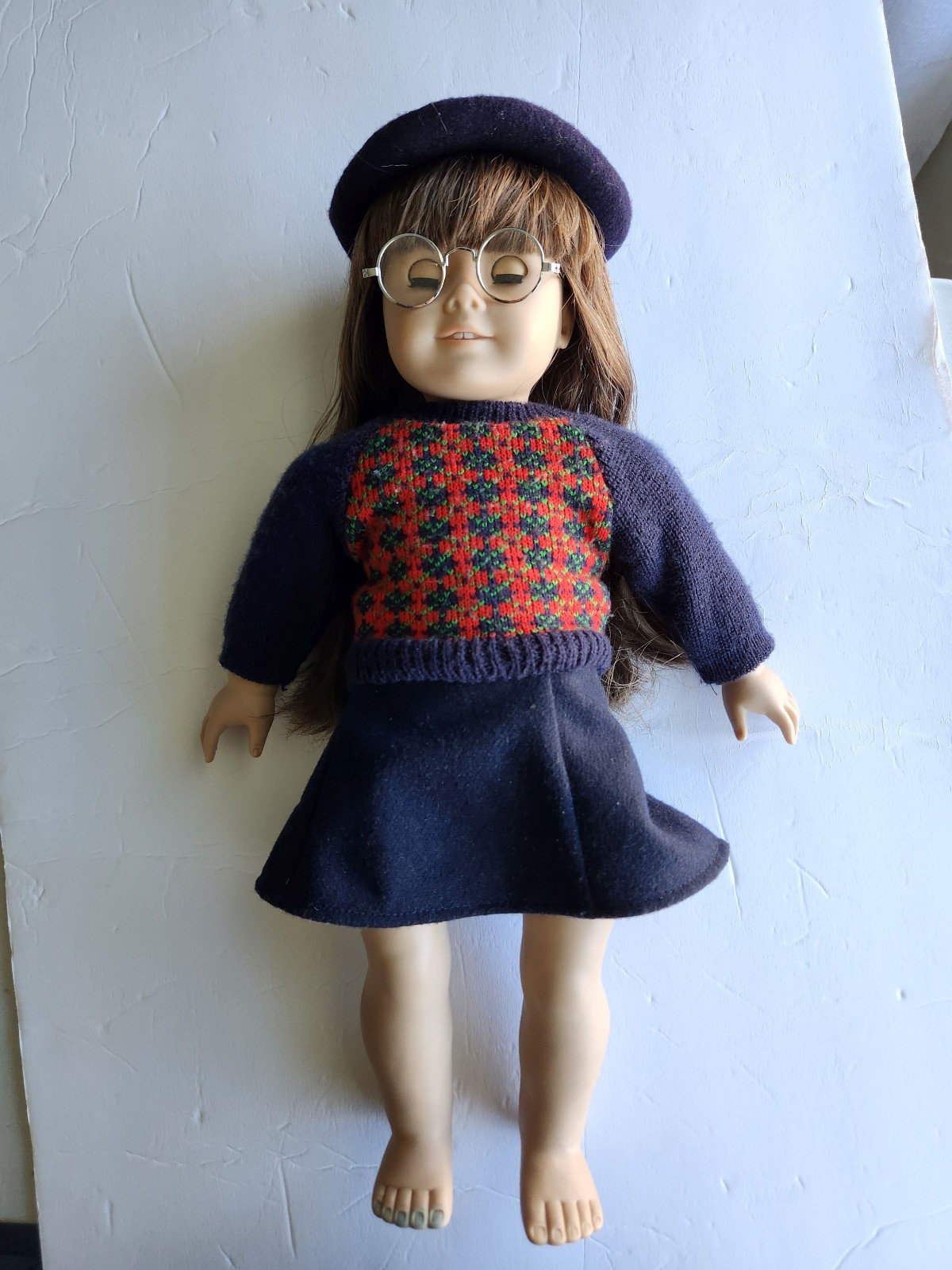 American Girl Doll Molly. With Extra Outfit And Bonnet. SEE DESCRIPTION