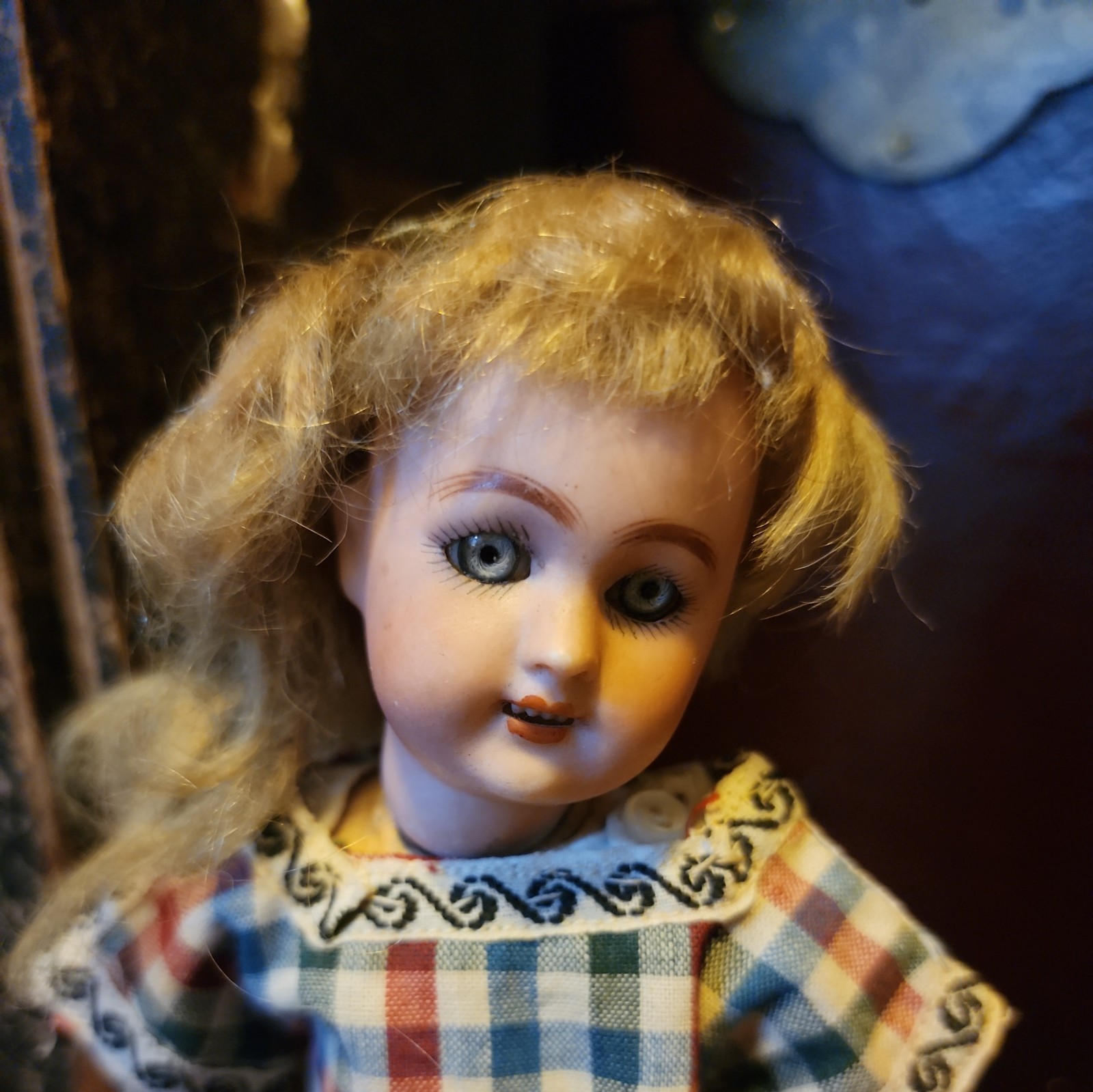 ANTIQUE 8 1/2″ CARL HARTMANN “GLOBE BABY” BISQUE DOLL FULLY JOINTED BODY