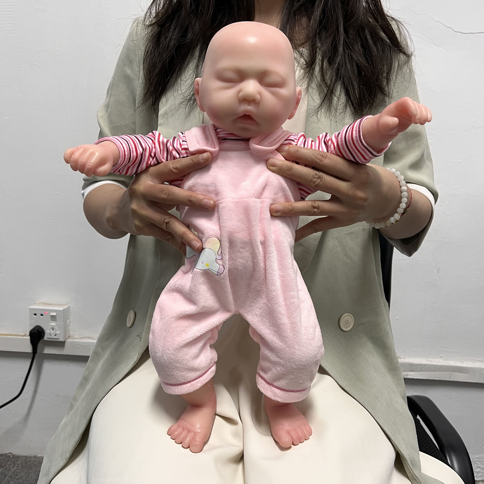 COSDOLL 17.5″Sleeping Newborn Realistic Reborn Baby Doll Full Body Silicone Girl