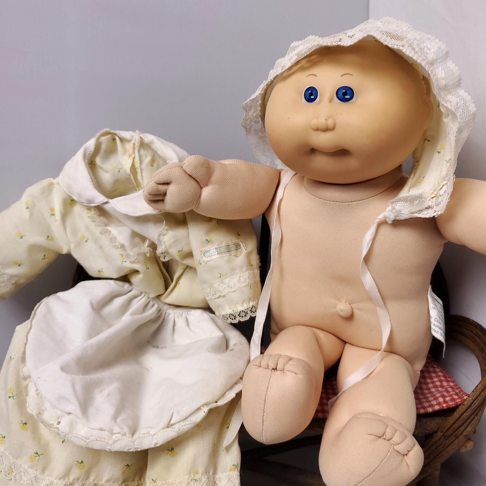 Vintage 80s Bald Baby Doll Blue Eyes Prairie Cottagecore Nursery Decor Prop