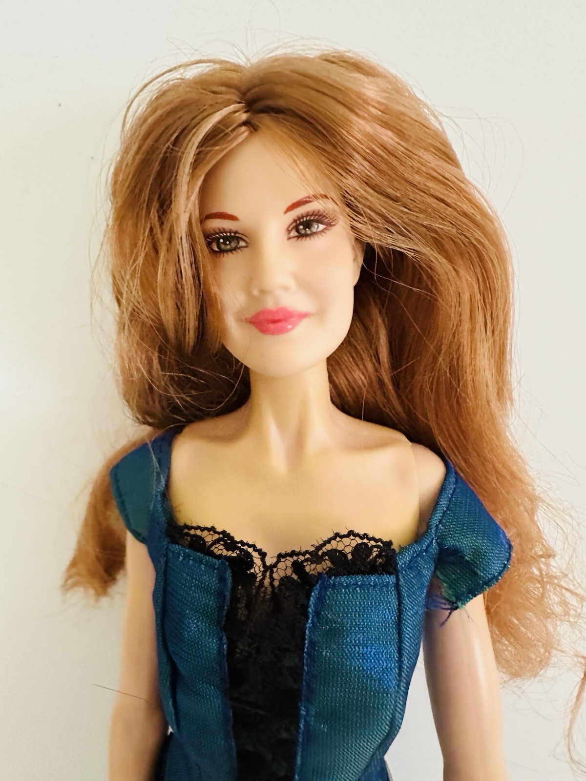 Charlies Angels Dylan Drew Barrymore Loose Doll Complete Outfit Jakks Pacific