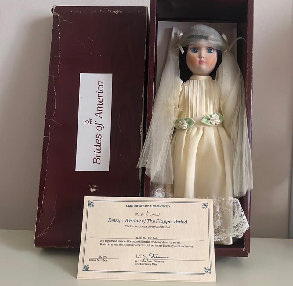 The Danbury Mint, Brides of America, Betsy The Pride Of The Flapper Period