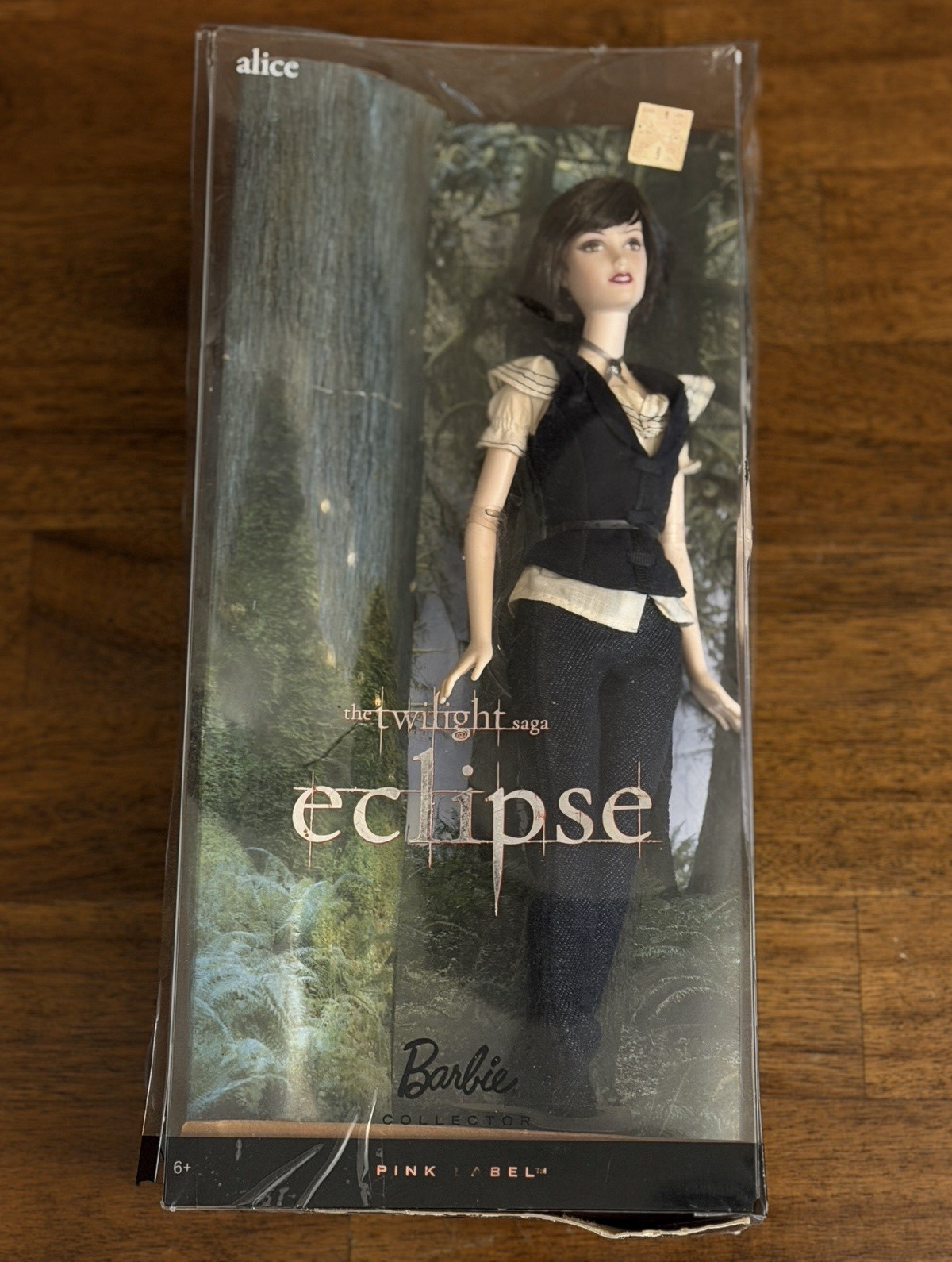 Barbie Collector Twilight Eclipse Alice Cullen Doll 12in 2009