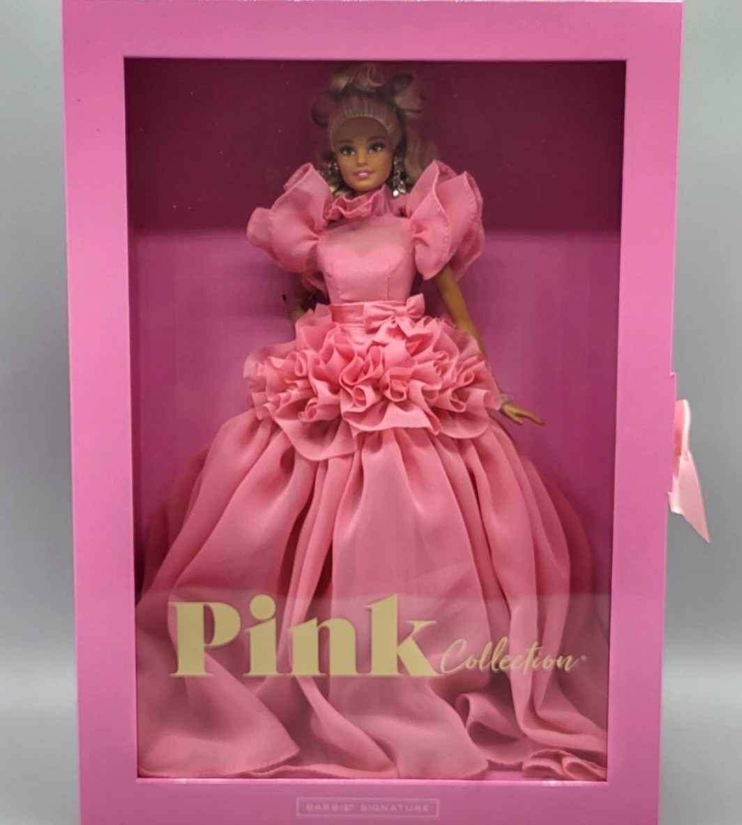Barbie Sign. Pink Collection – Robert Best NRFB Mattel 2022 – Limited Edition