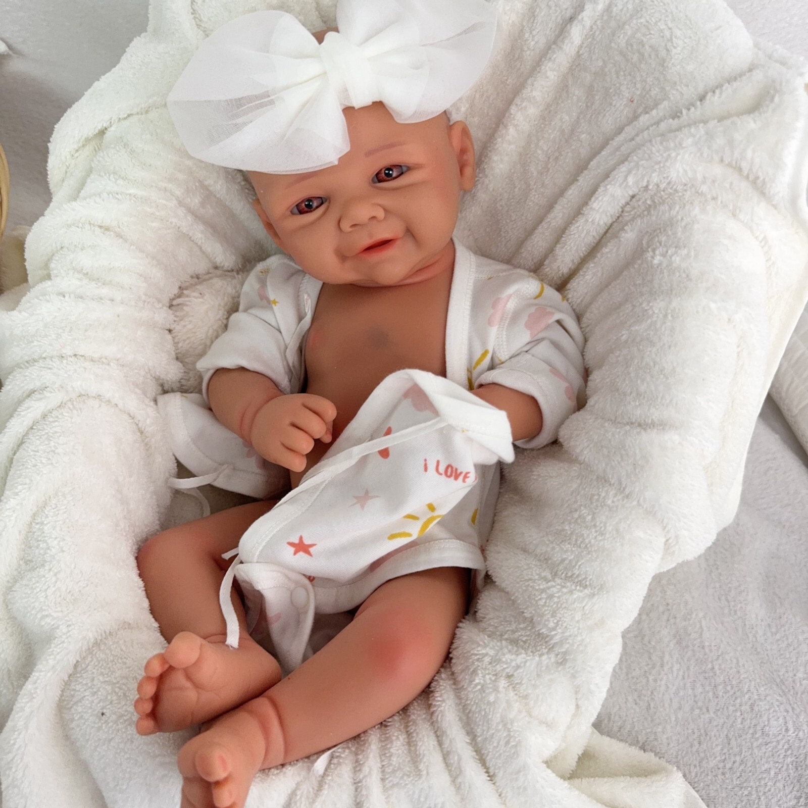 17inslicone reborn doll girlClearance items are non-refundable and non-exchange