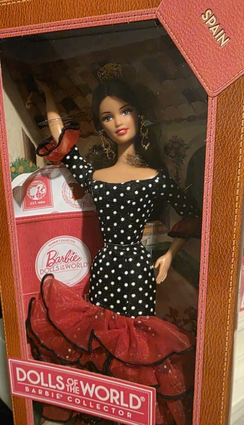 12′ Dolls of the World~Spain~Barbie Doll~X8421