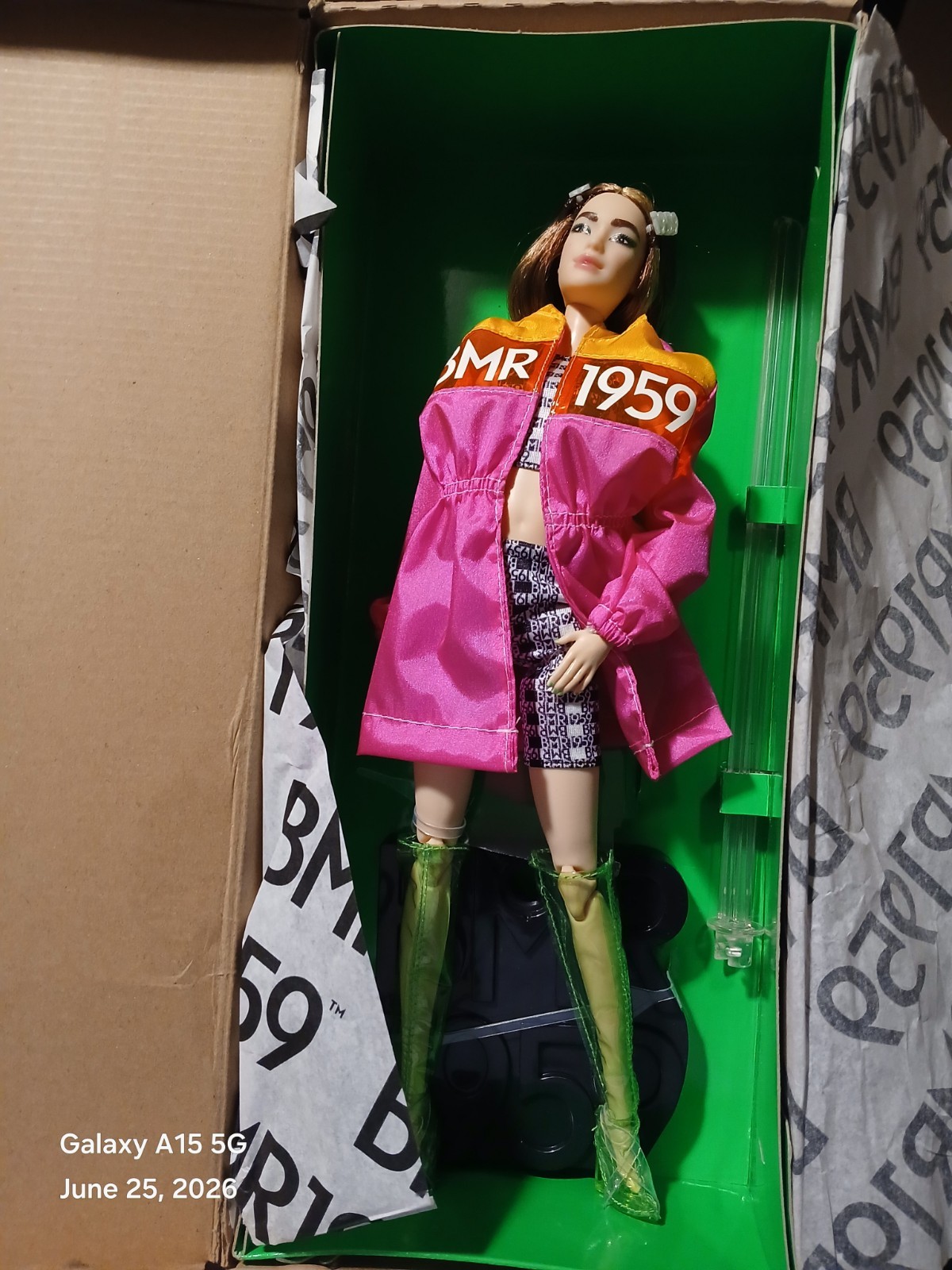 BMR1959 Tall Asian Barbie – Mattel GNC47 Barbie Signature Doll New In Box