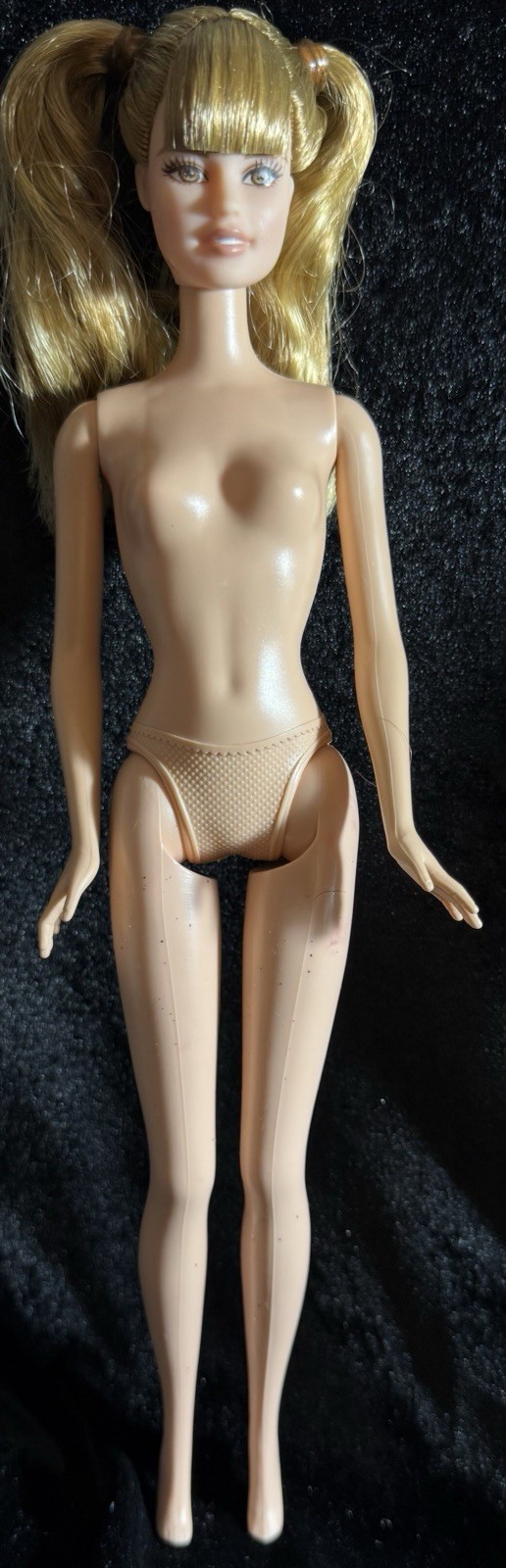 Dark Honey Blonde/Brown Eyes-Teresa-Knees bend-Nude for OOAK-A-3