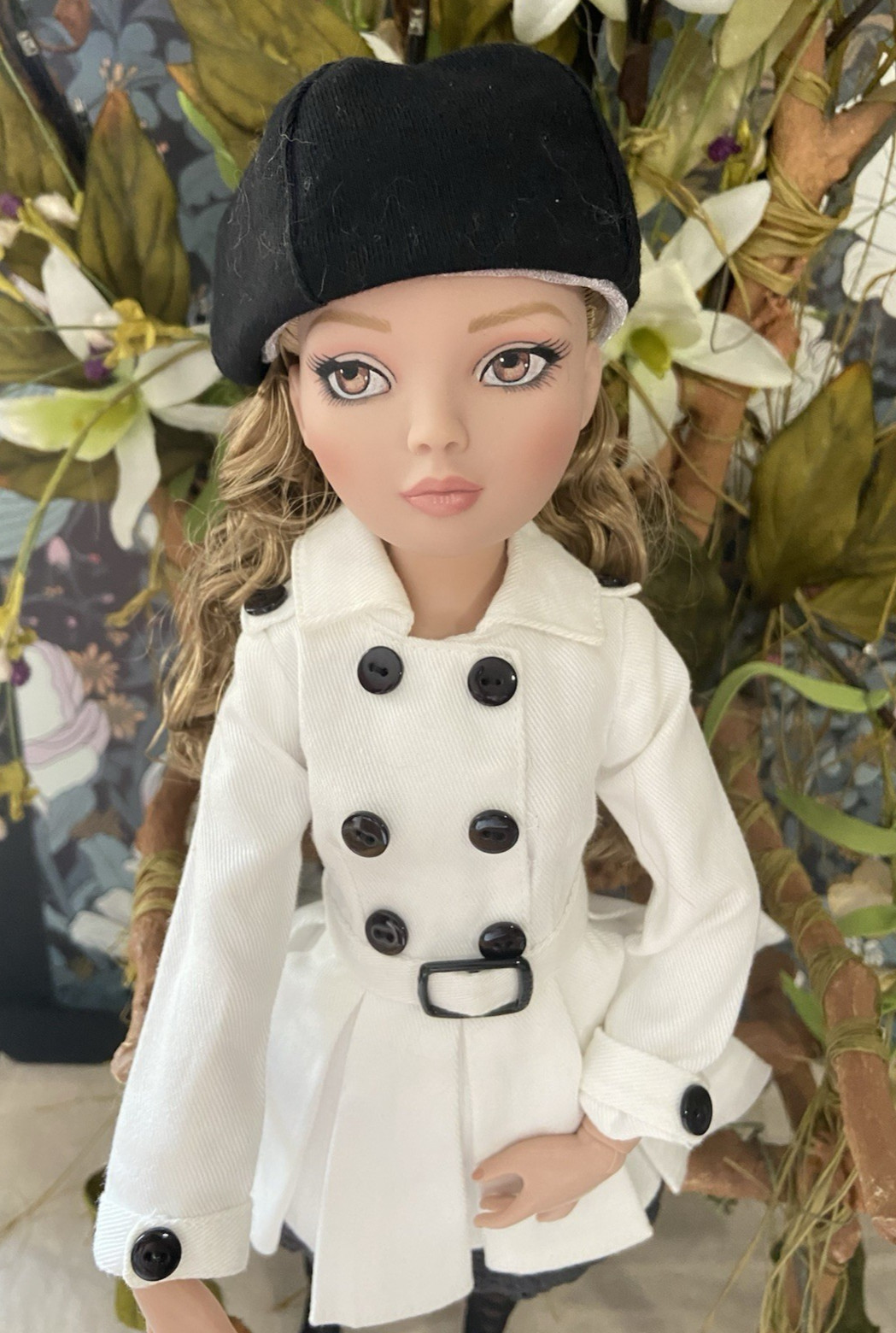 TONNER – WILDE IMAGINATION Ellowyne Wilde “Mistakenly Sad” – 16″ dressed doll