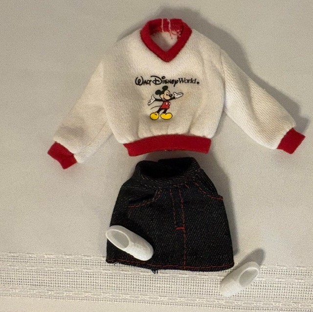 Disney Barbie Doll Mickey Mouse 2-piece fashion WITH Barbie white tennis shoesD