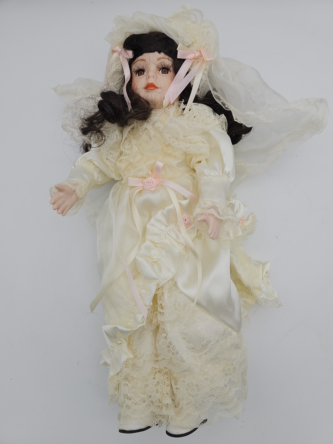 Excellent condition doll Fair condition original box No paperwork included