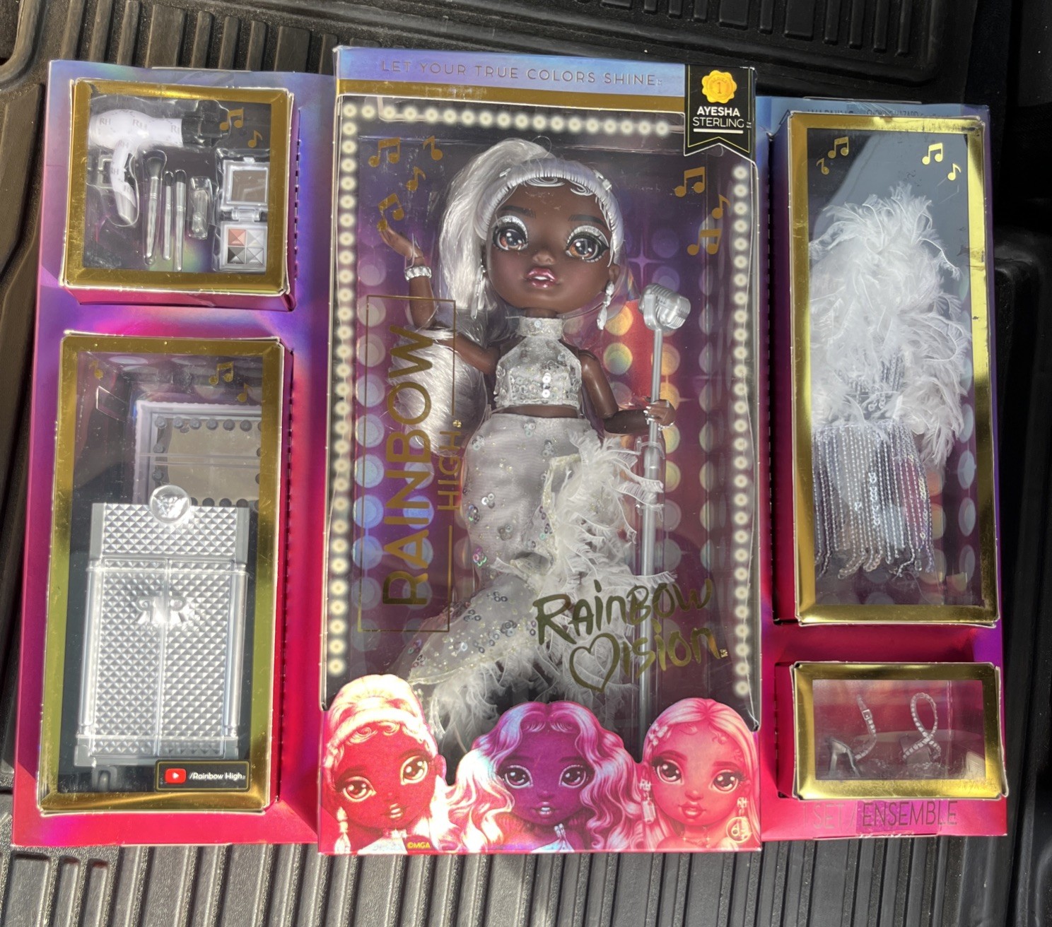 2022 Rainbow Vision Rainbow High Diva Ayesha Sterling (Silver) Fashion Doll