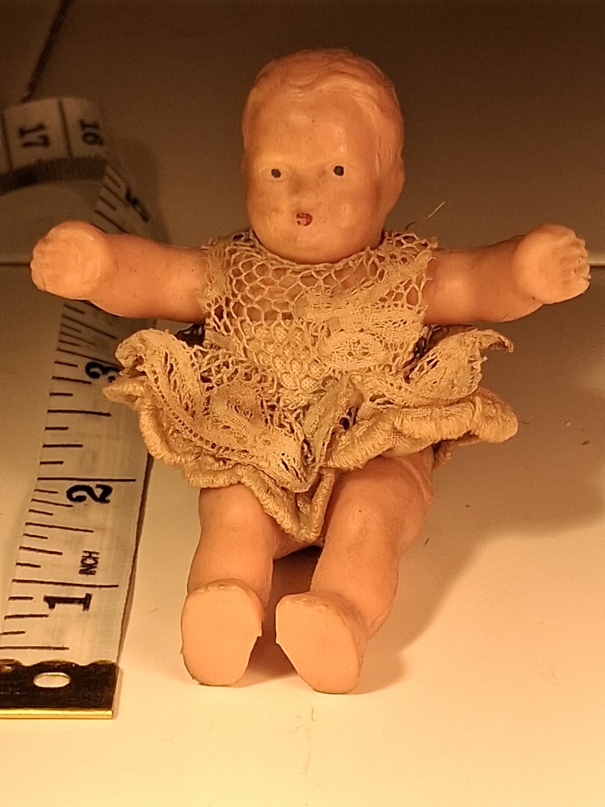 Basket Full Tiny Dolls Vtg Celluloid, Rubber, Porcelain, Hard Plastic 10 Dolls