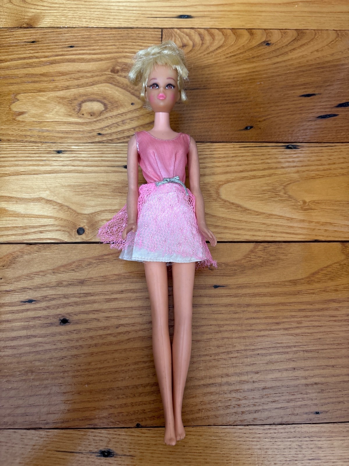 Vintage MOD 1129 Barbie Francie Grow Pretty Hair