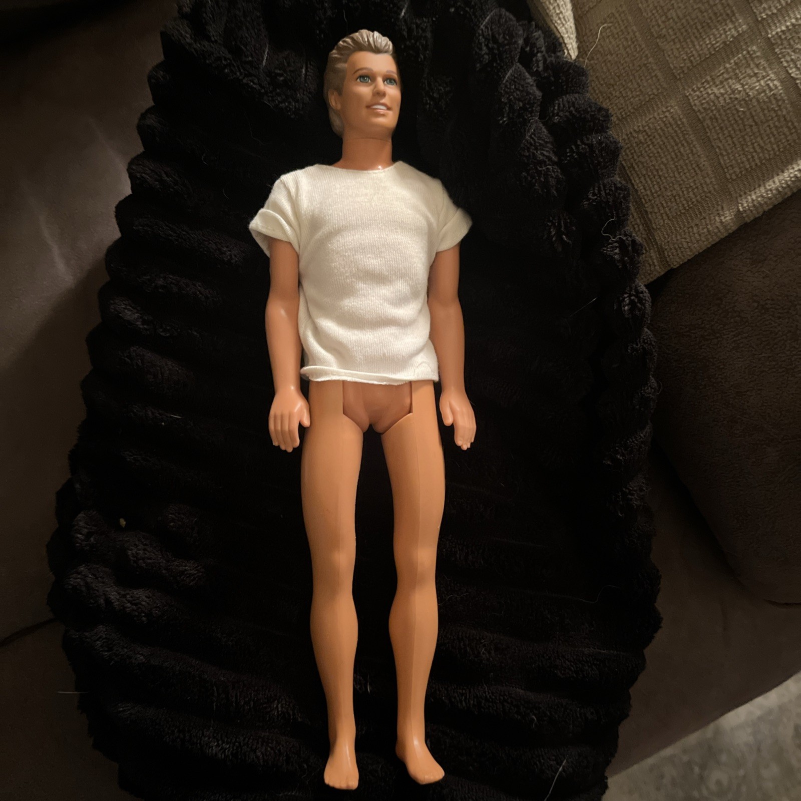 Mattel Indonesia 1968. Brown Molded Hair, And Blue Eyes