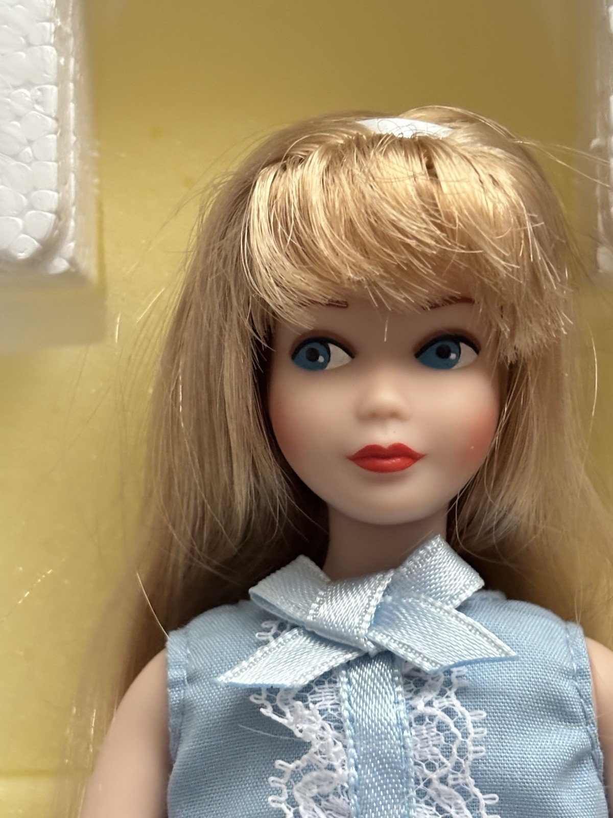 1993 Limited Edition 30th Anniversary From 1964 Porcelain Skipper Mattel Barbie