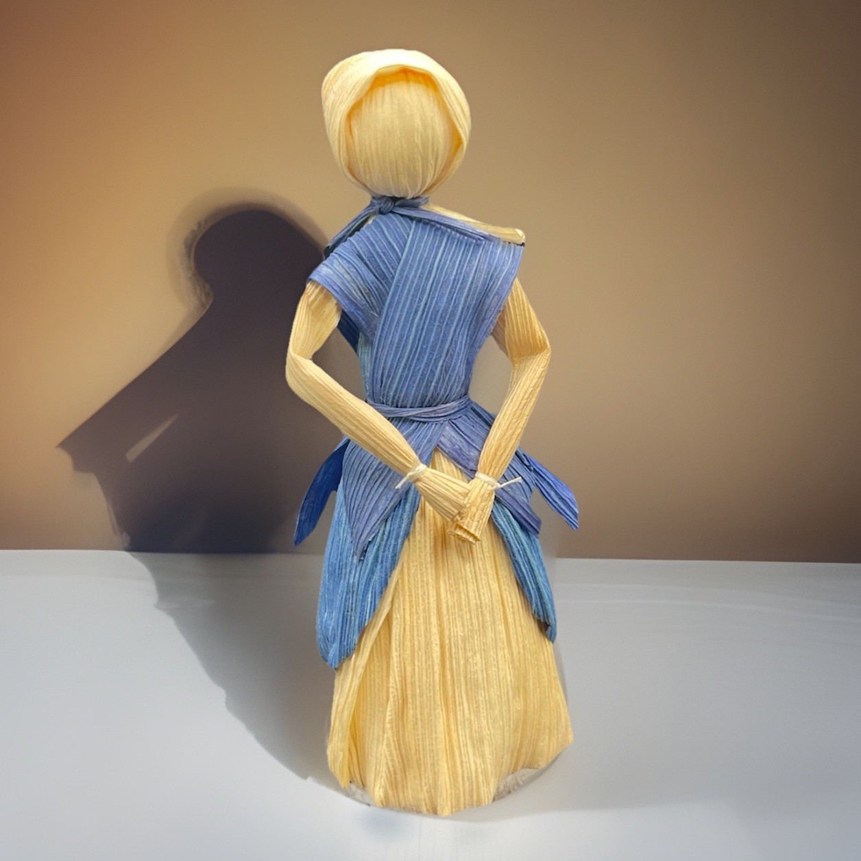 VTG Corn Husk Doll 6″ Amish Rumspringa Girl Pioneer Navy Blue Dress Faceless GUC